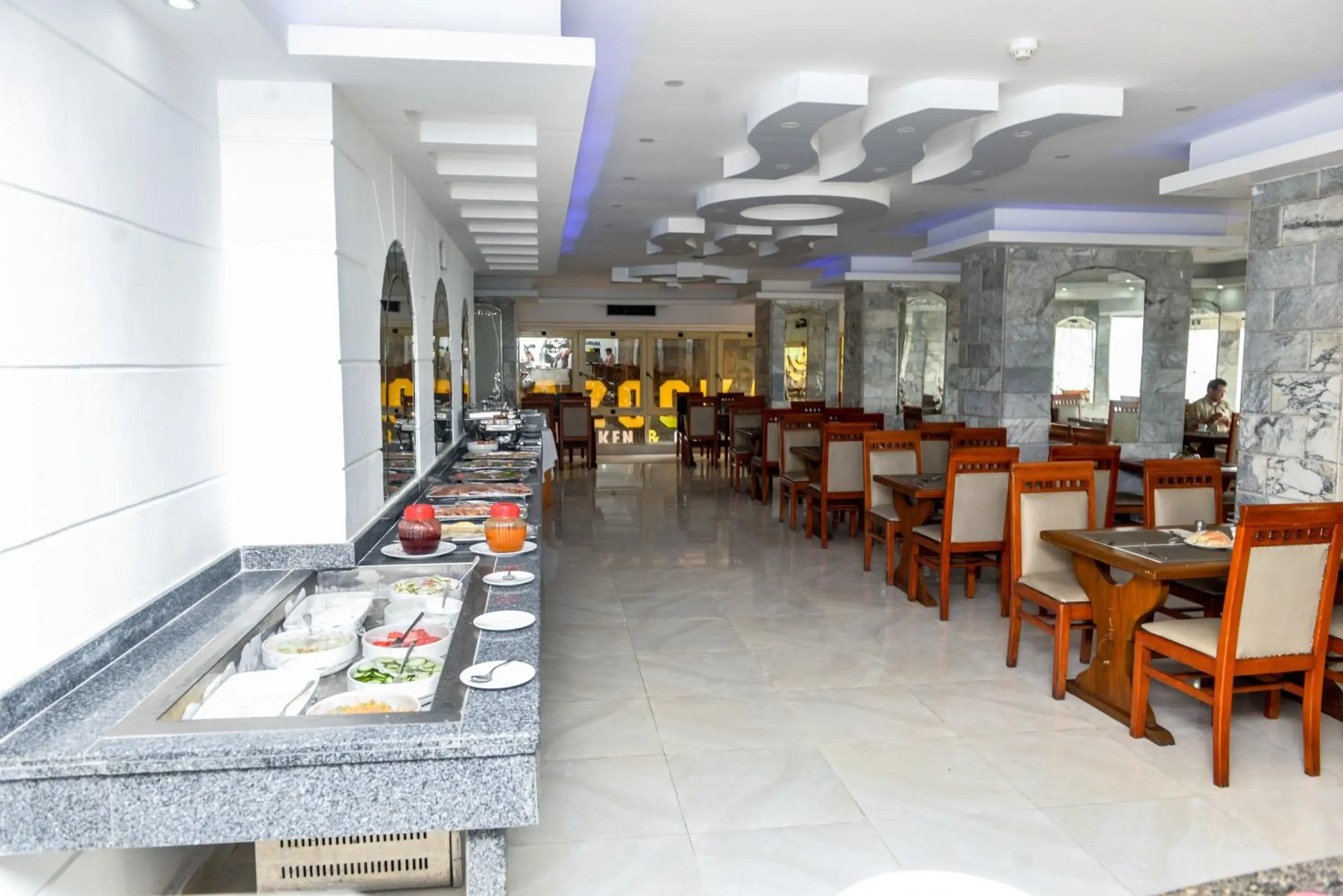 Restaurant/places to eat in Regency Hotel Alexandria Restaurant/places to eat in Regency Hotel Alexandria