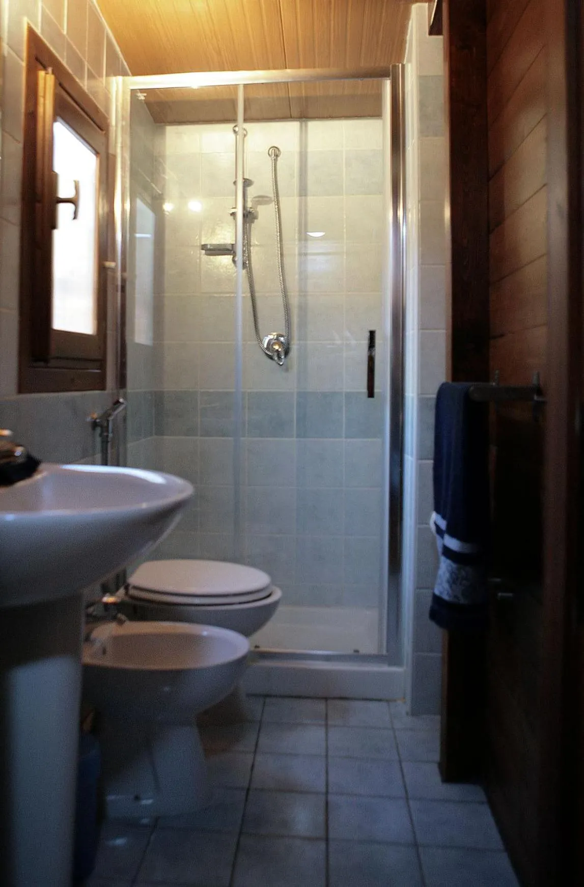 Bathroom in Villaggio Camping Calapineta