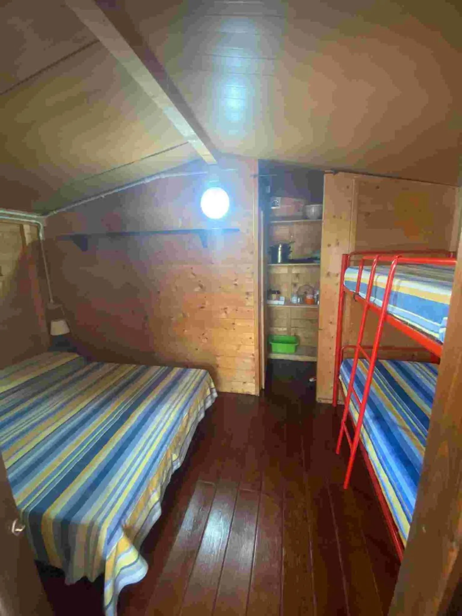 Bed in Villaggio Camping Calapineta