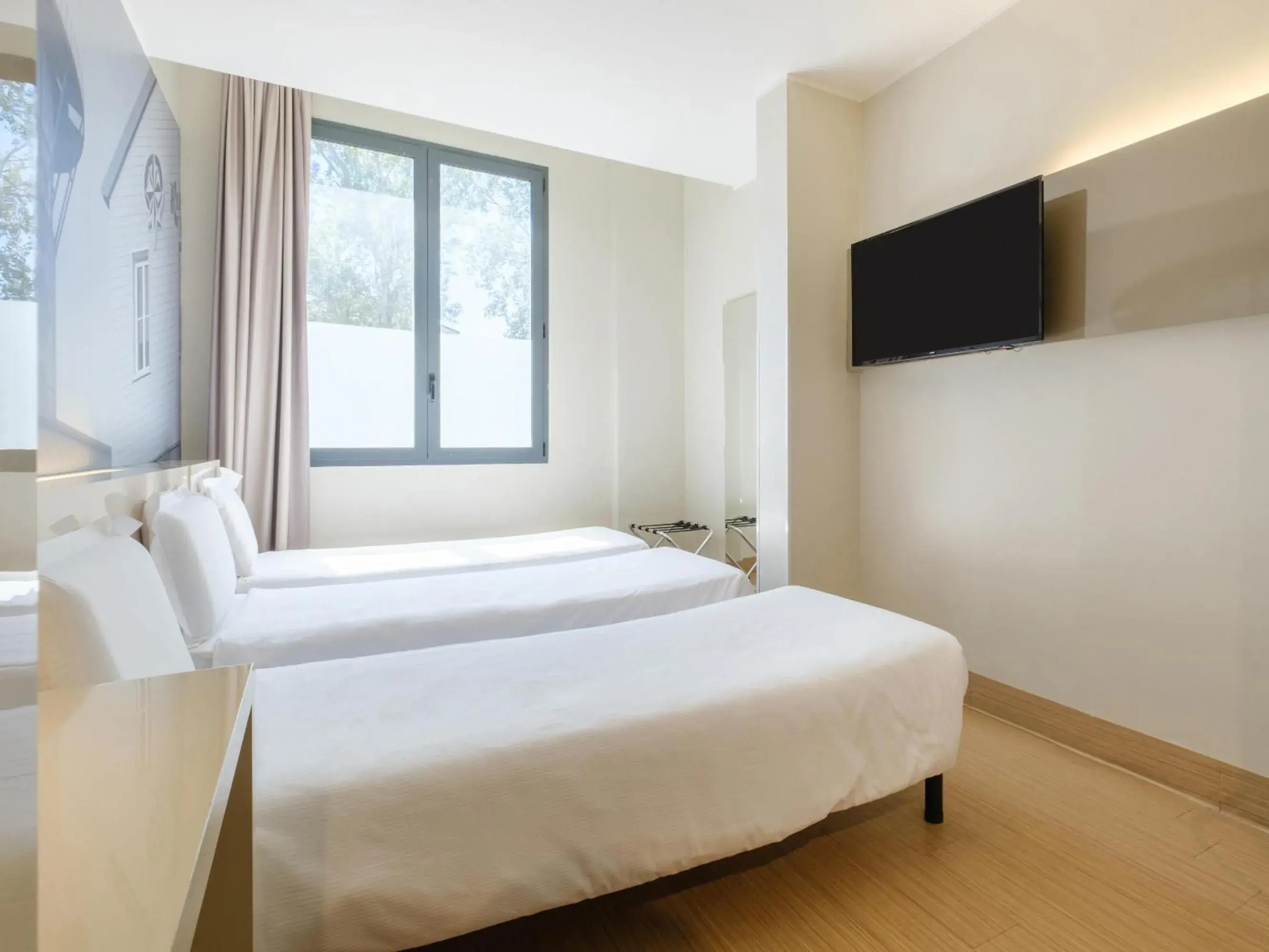 Photo of the whole room, Bed in B&B Hotel Ravenna Photo of the whole room, Bed in B&B Hotel Ravenna