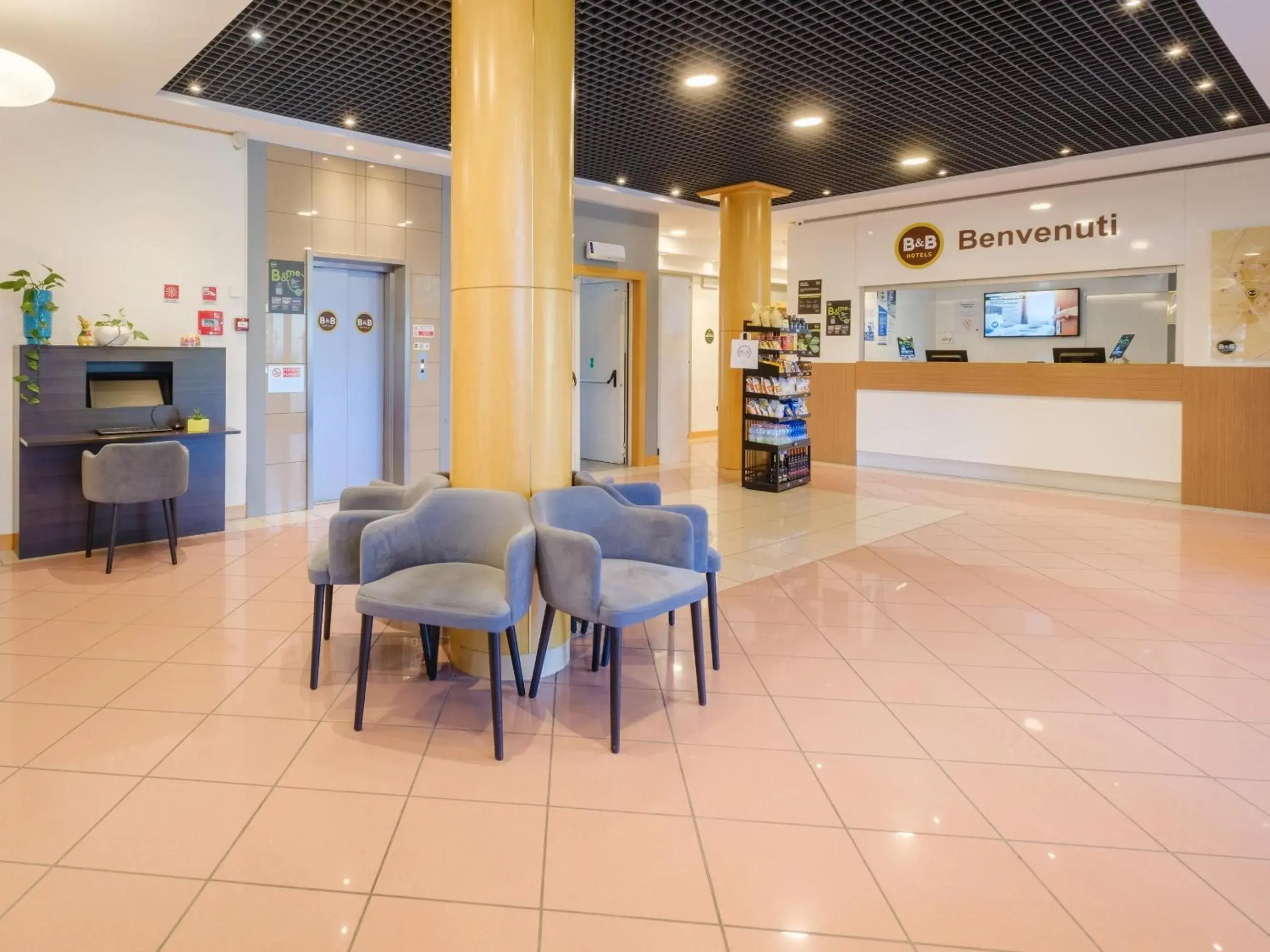 Lobby or reception in B&B Hotel Ravenna Lobby or reception in B&B Hotel Ravenna