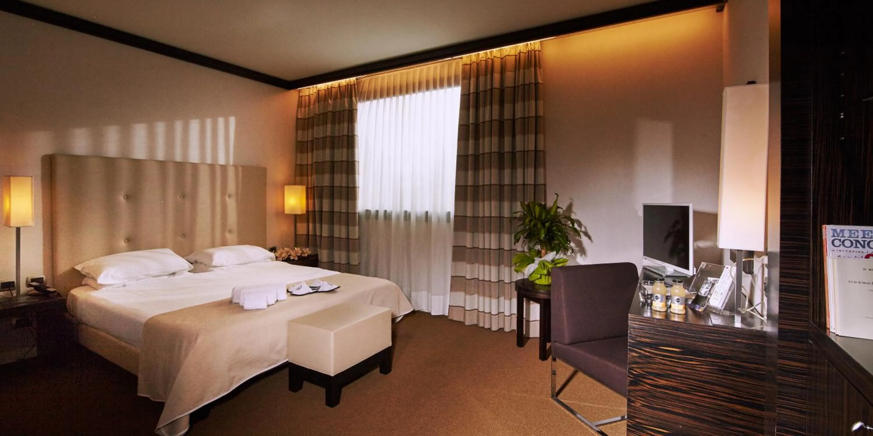 Bed in Hotel Pisa Valdera