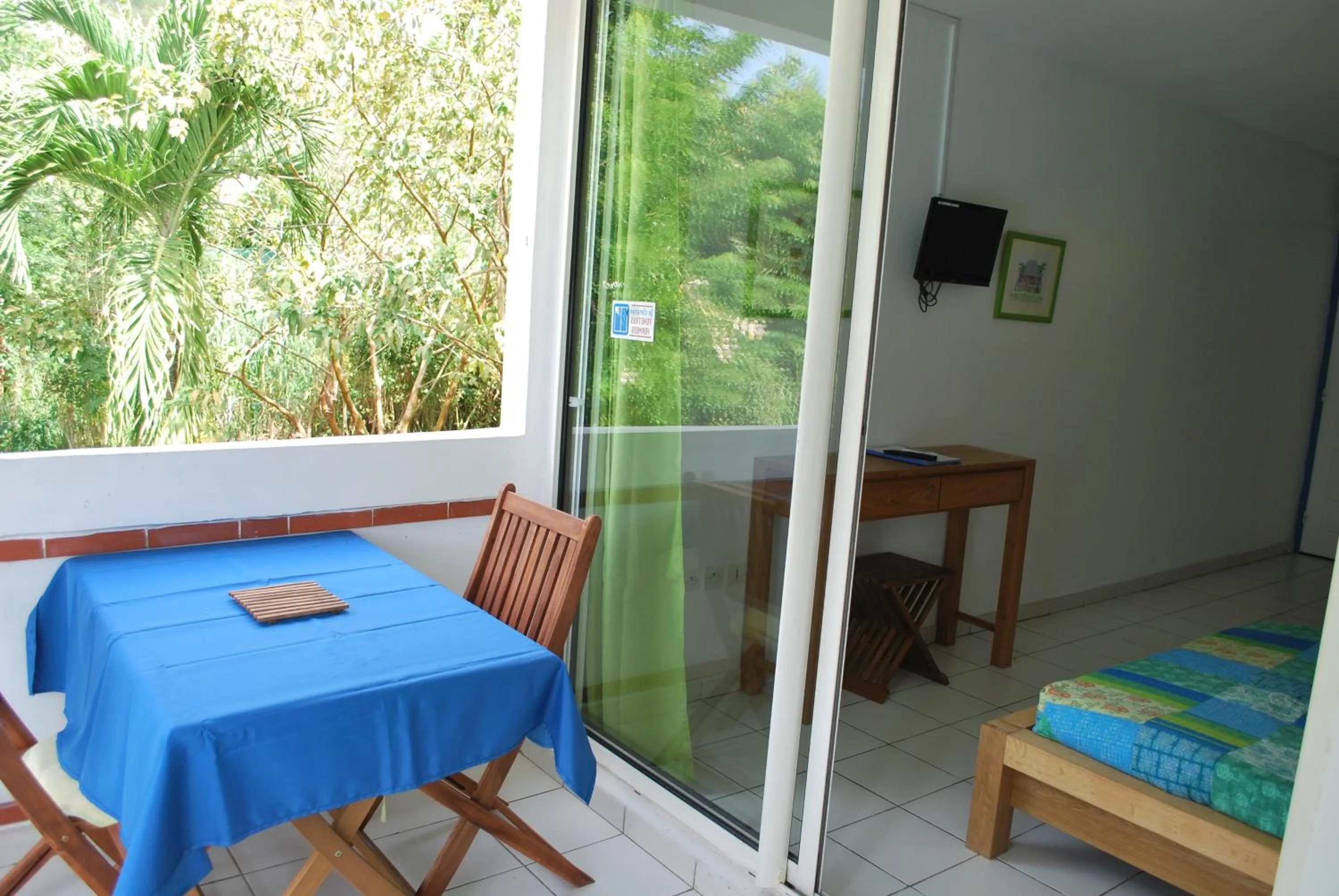 Decorative detail in Les Créolines