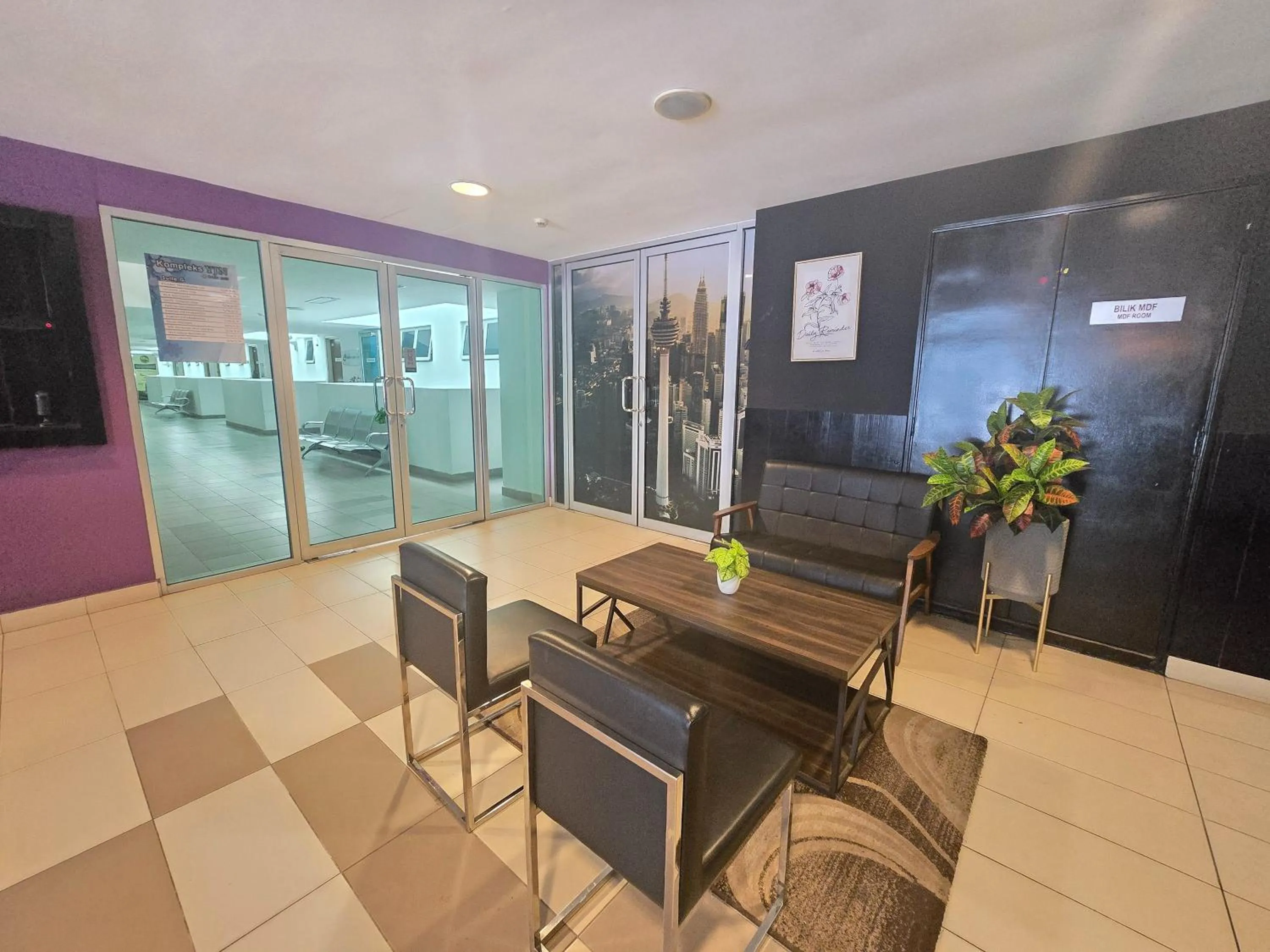 Seating area in Aster+ Hotel Bukit Jalil