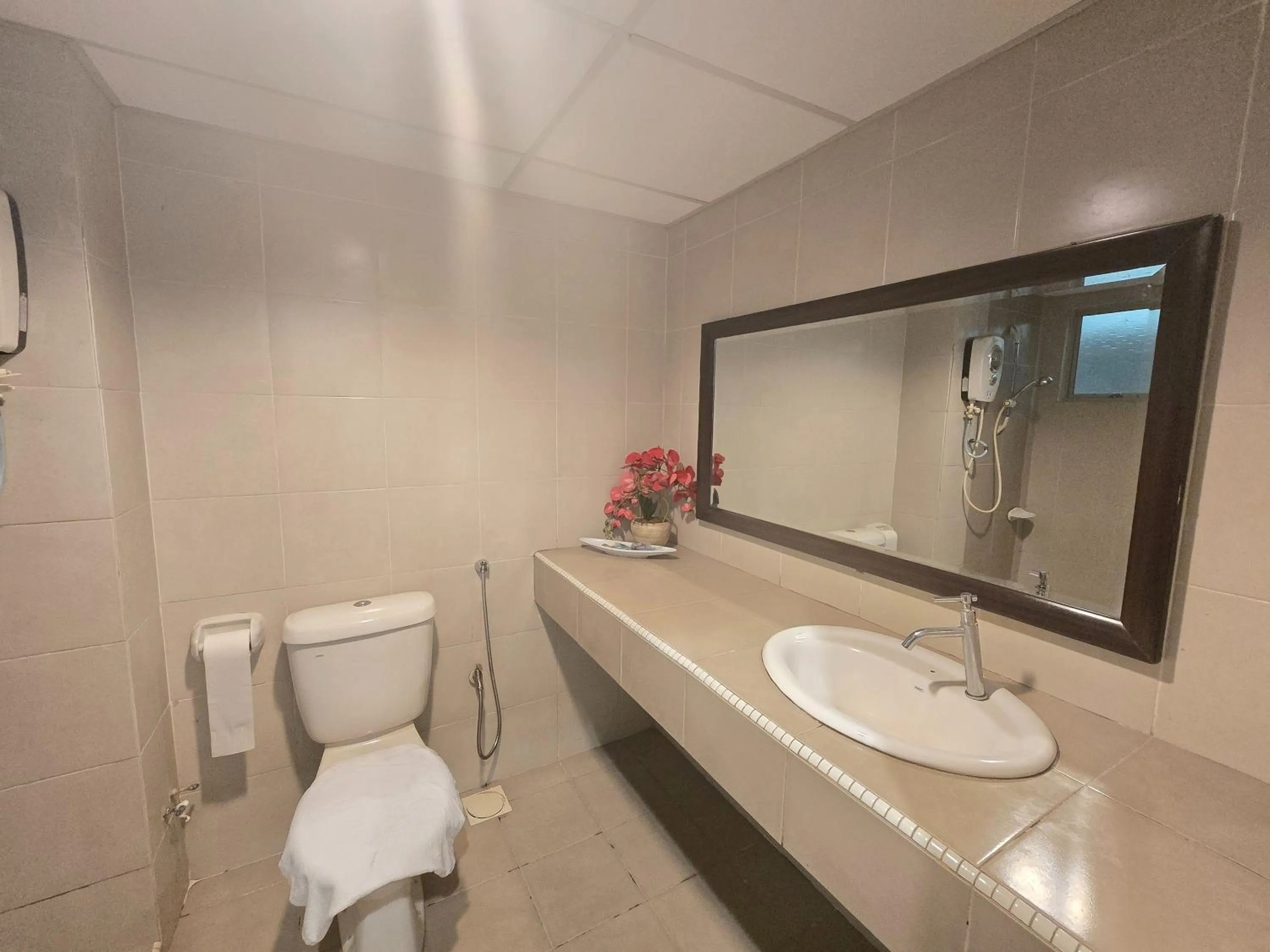 Bathroom in Aster+ Hotel Bukit Jalil