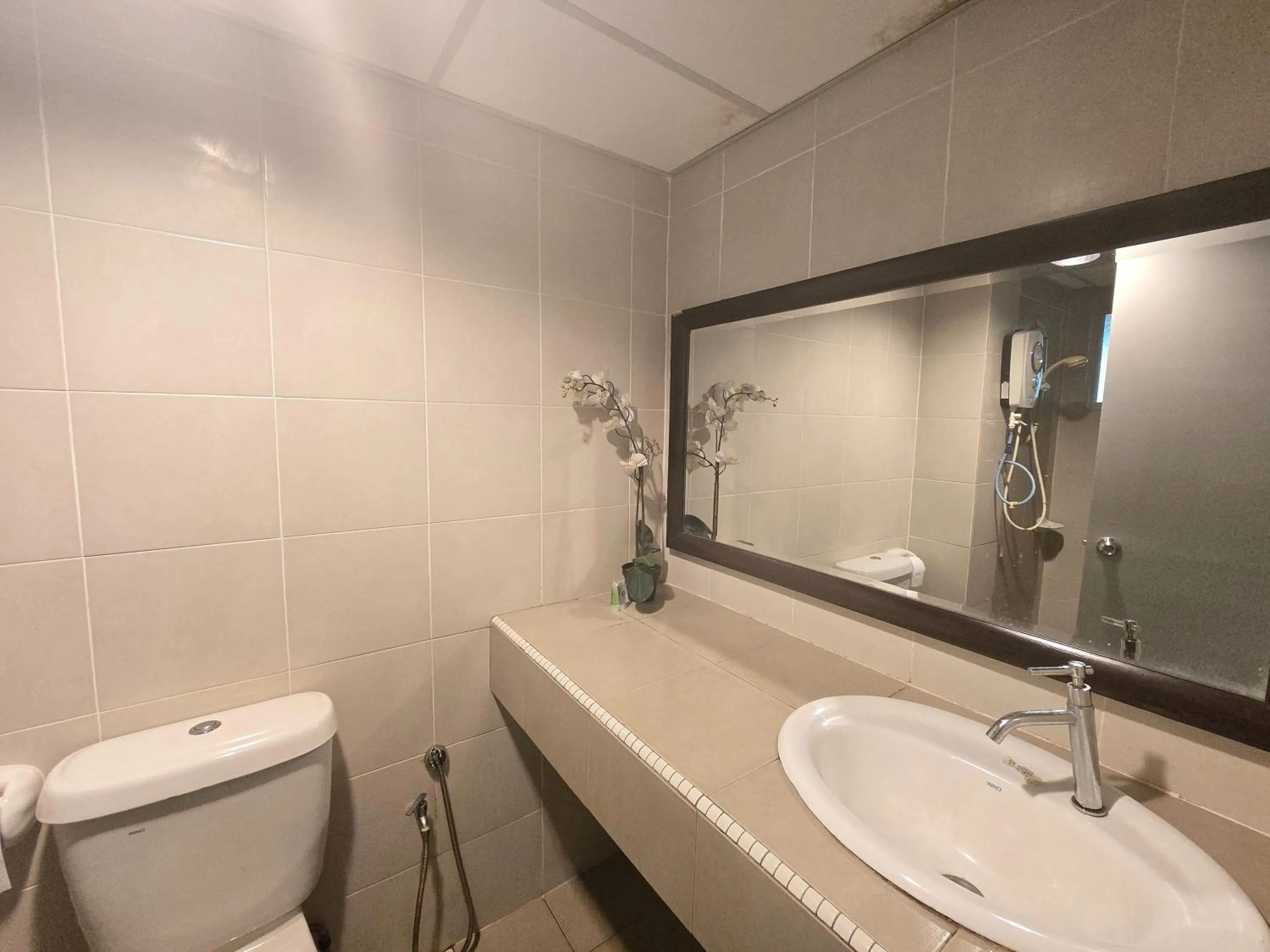 Bathroom in Aster+ Hotel Bukit Jalil