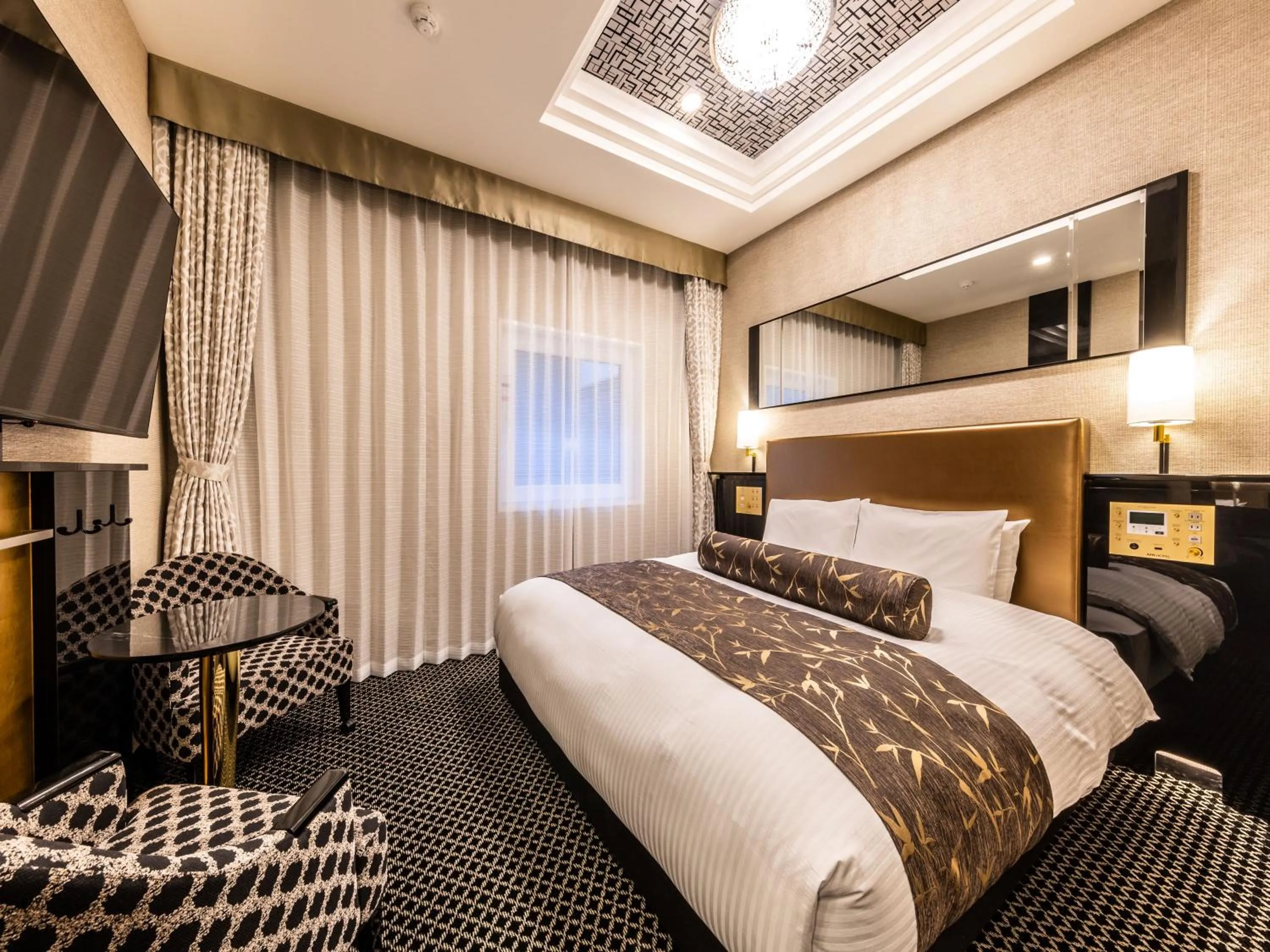 Bed in APA Hotel & Resort Osaka Umeda Eki Tower