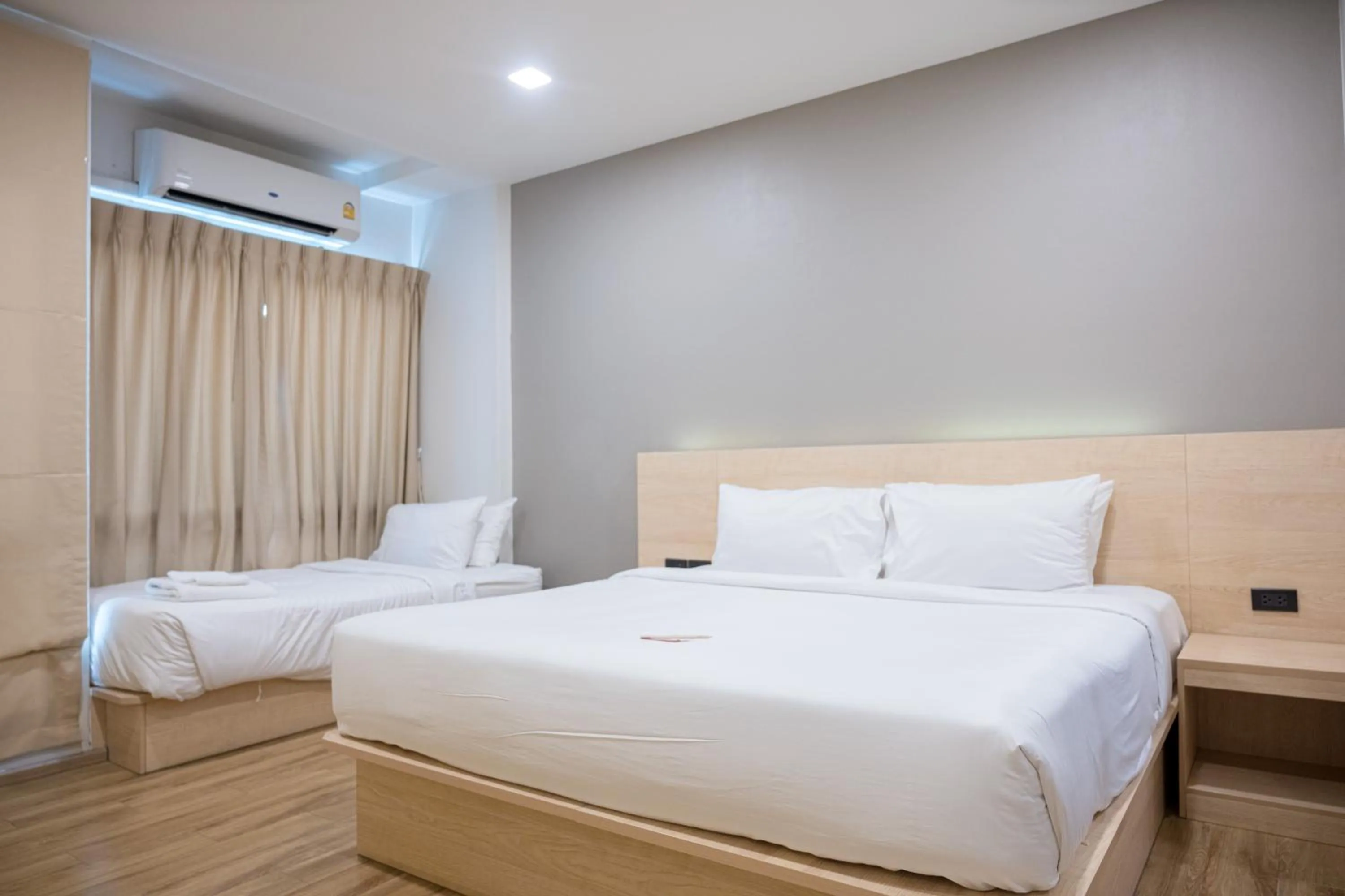 Bed in Mayuu Ayutthaya Hotel