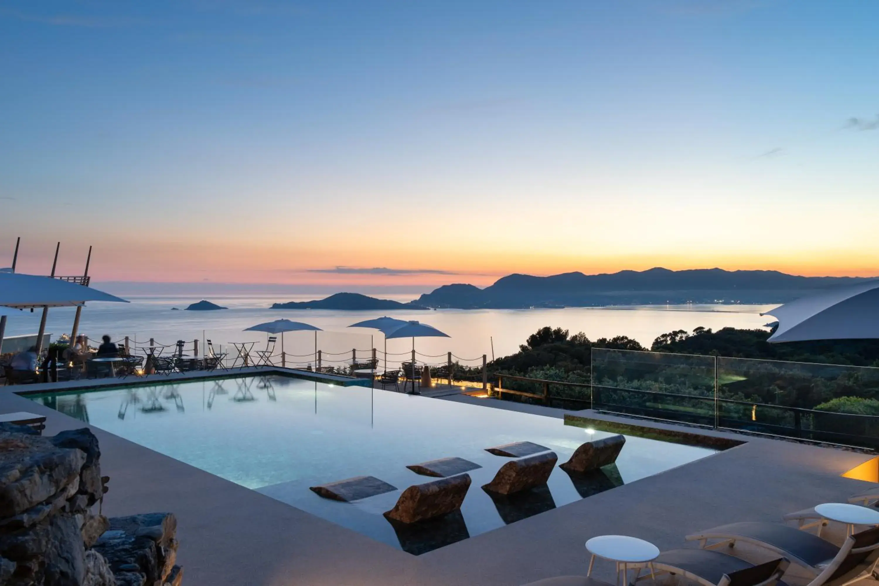 Swimming pool in Golfo dei Poeti Relais & Spa Swimming pool in Golfo dei Poeti Relais & Spa