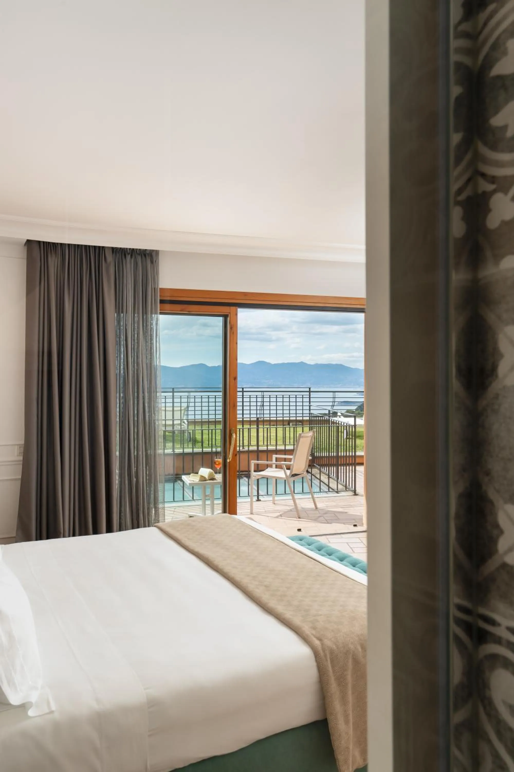 Bedroom in Golfo dei Poeti Relais & Spa