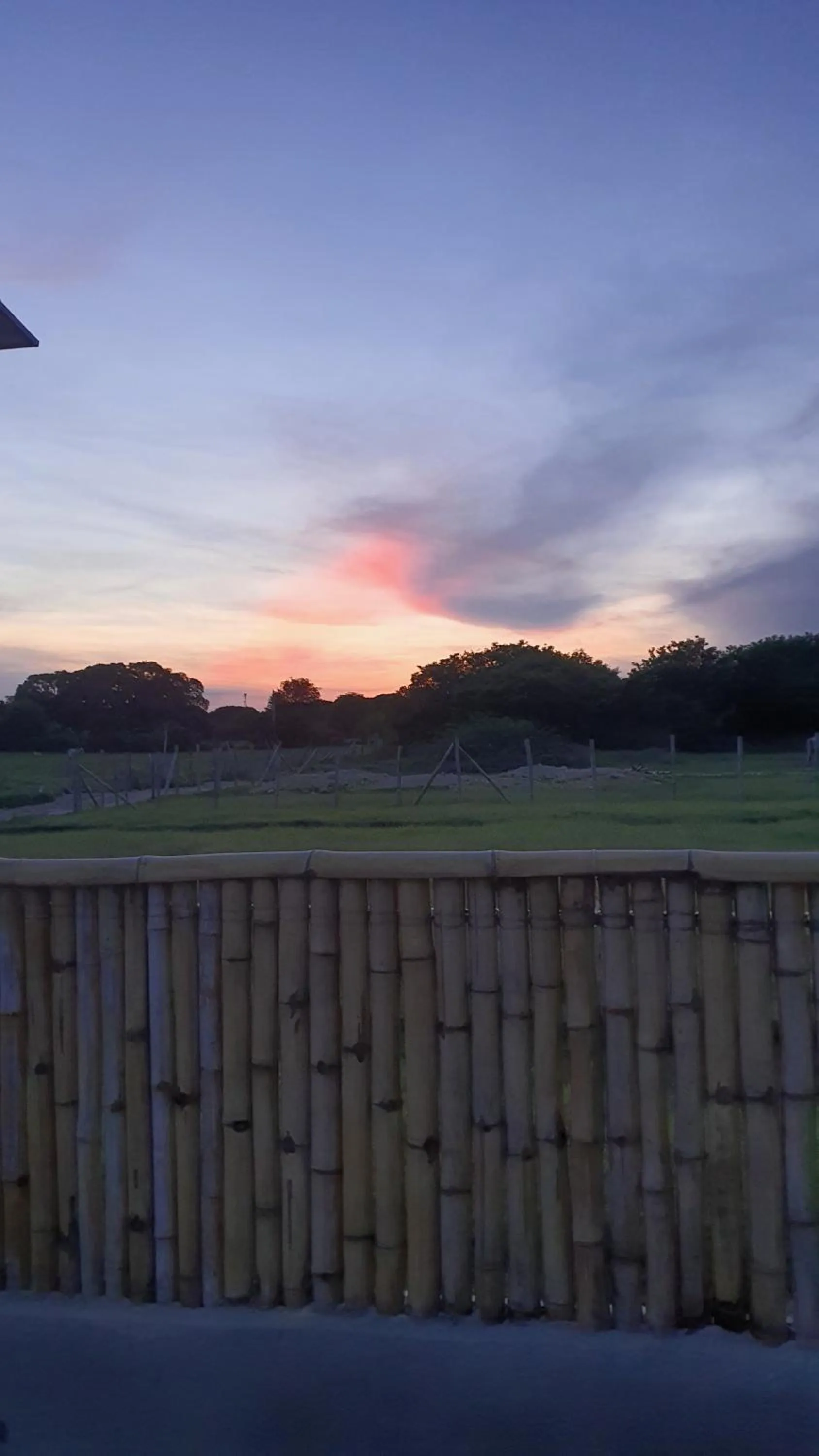 Calatagan's Bahay Kubo - with Beach Access