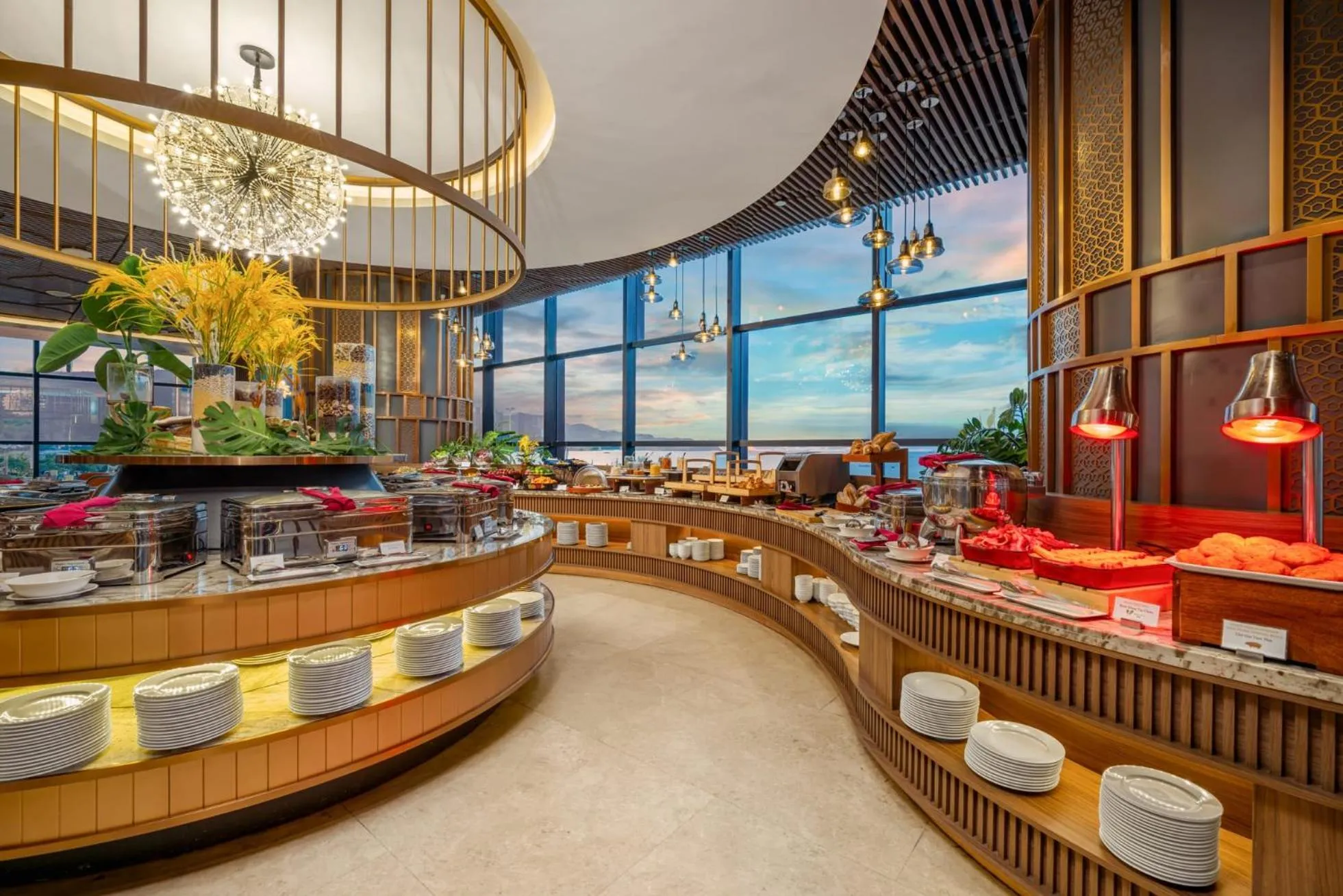 Breakfast in Peninsula Hotel Danang