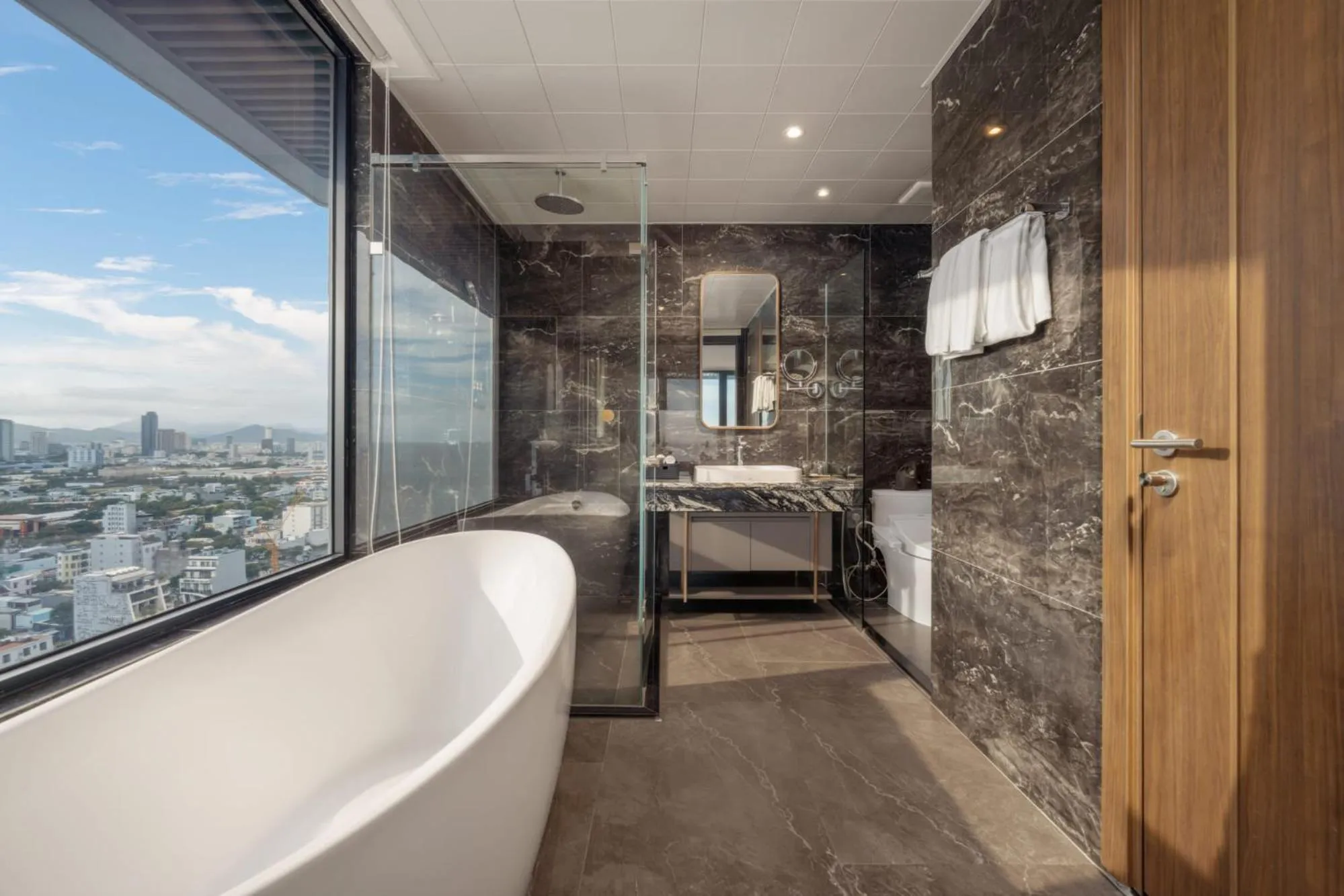 Bathroom in Peninsula Hotel Danang