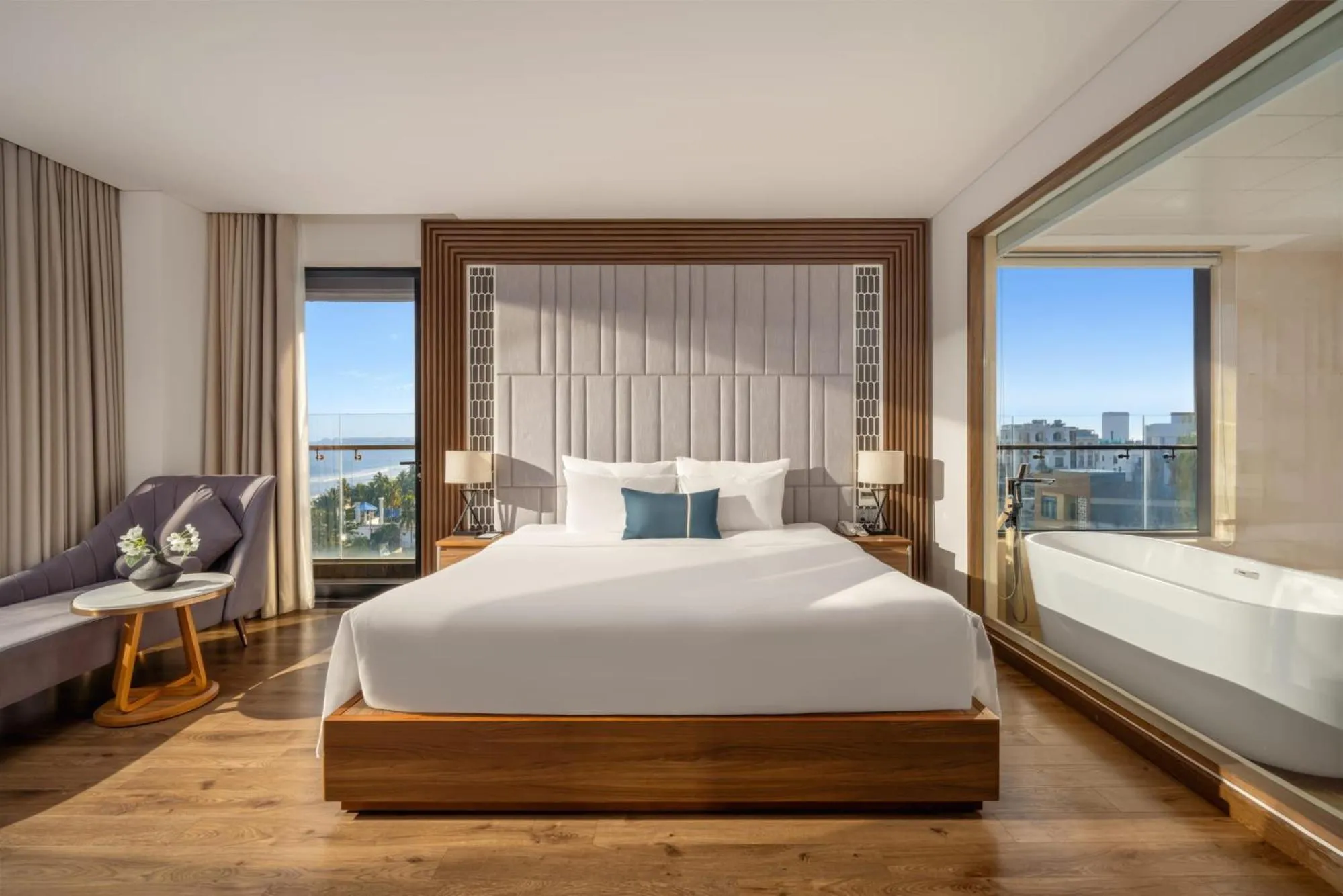 Bed in Peninsula Hotel Danang