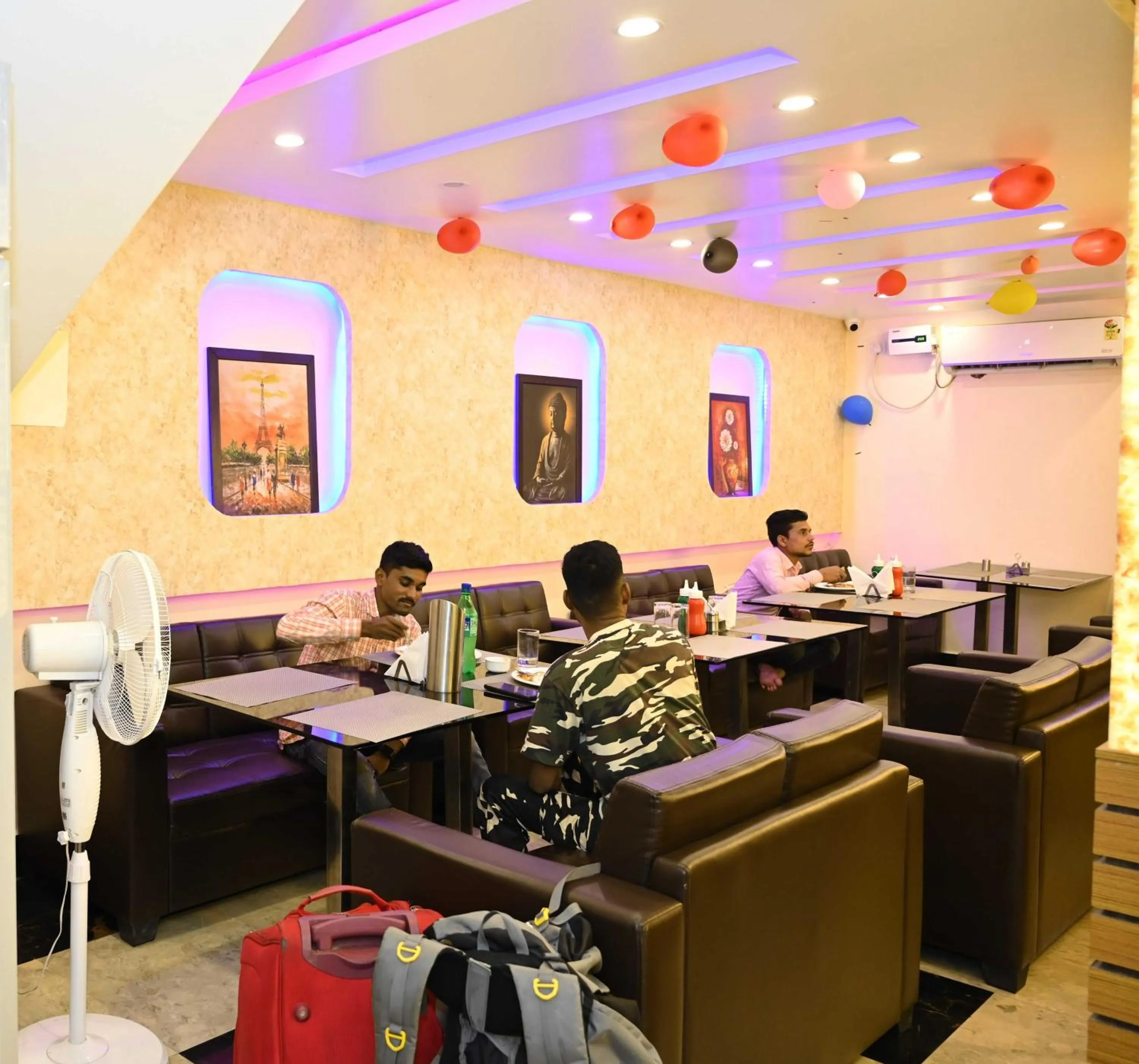 Lobby or reception in Super Hotel O Glance Inn