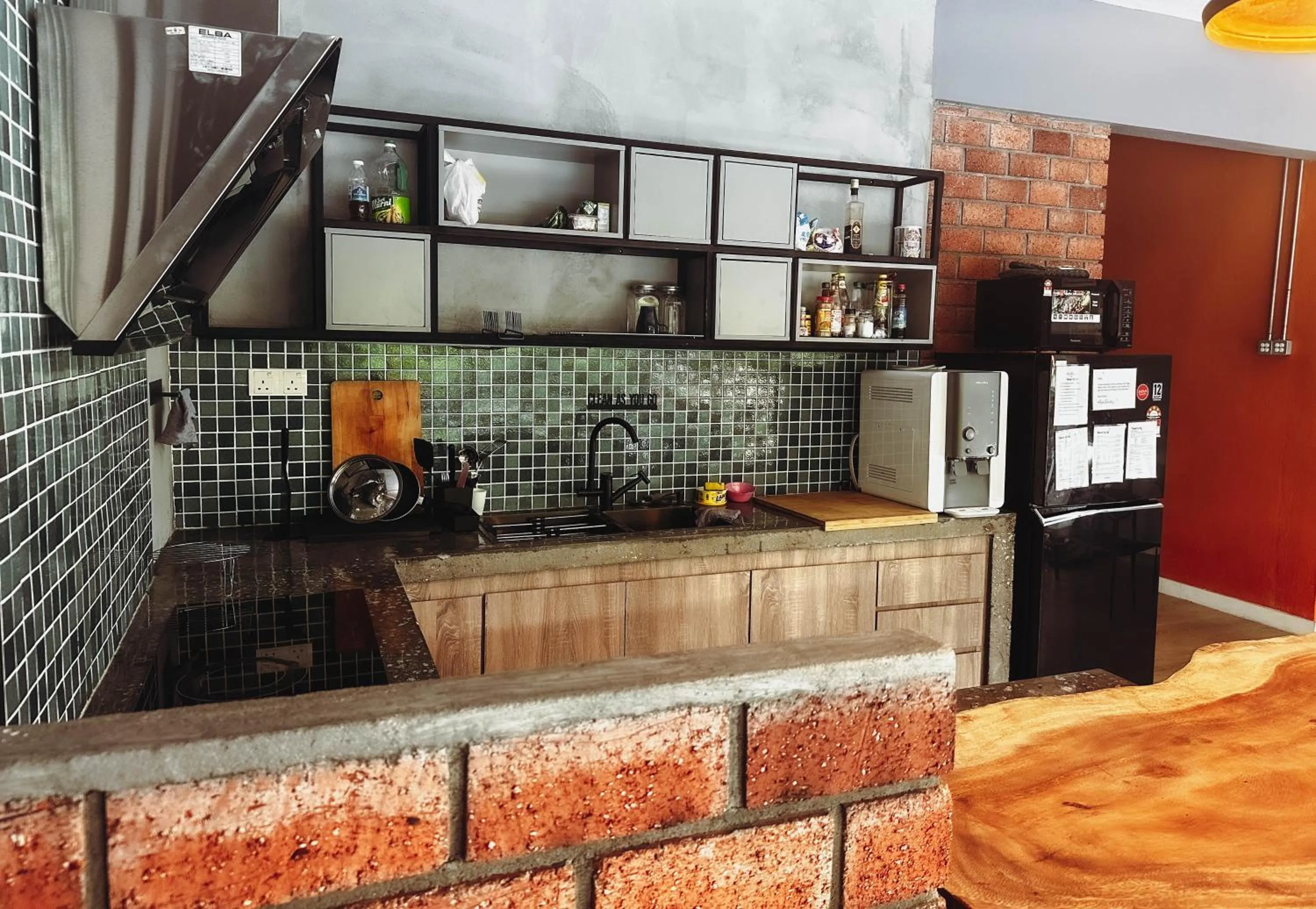 Kitchen or kitchenette in Arch Dormitorio Cenang