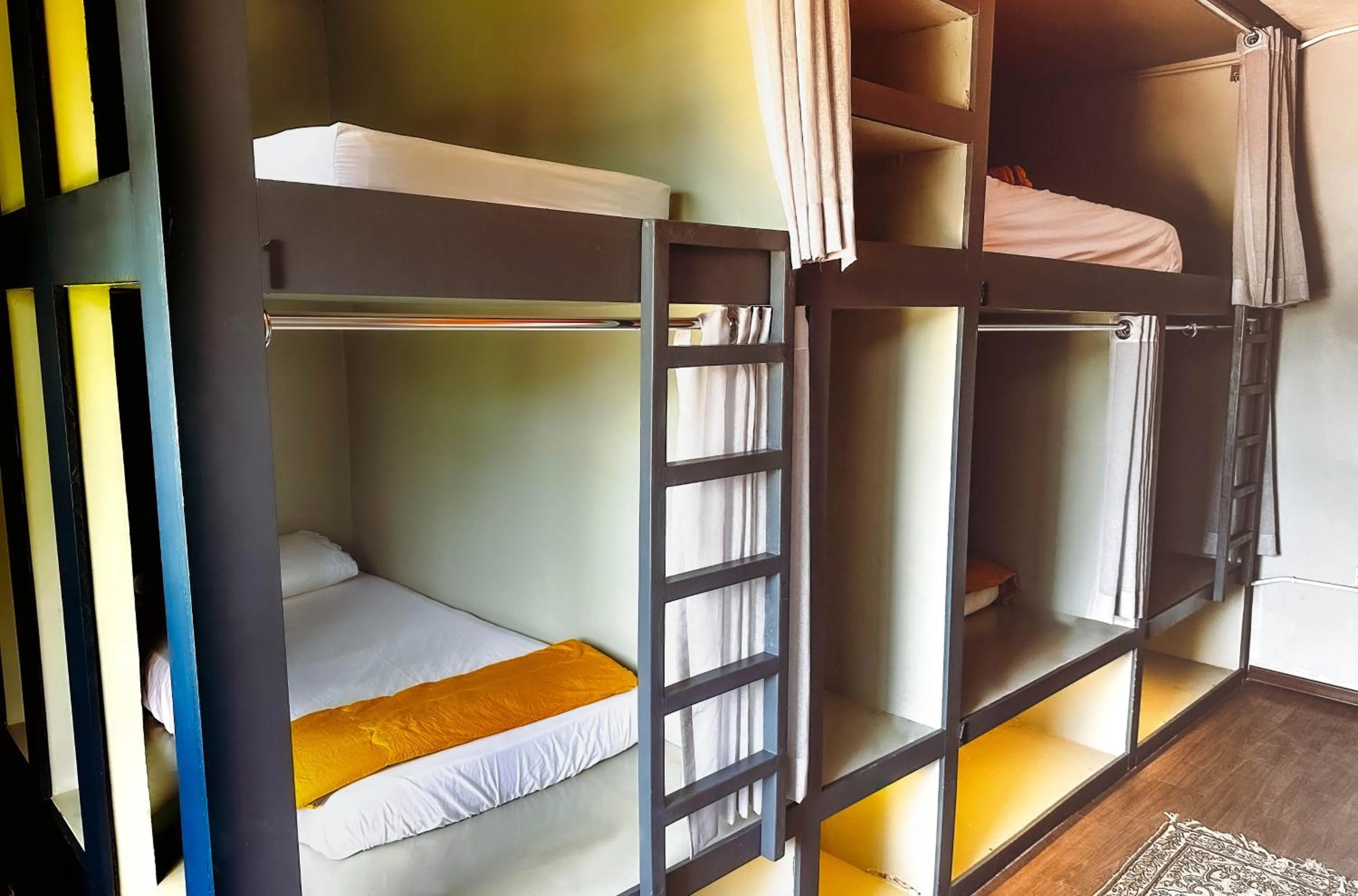 Bed in Arch Dormitorio Cenang