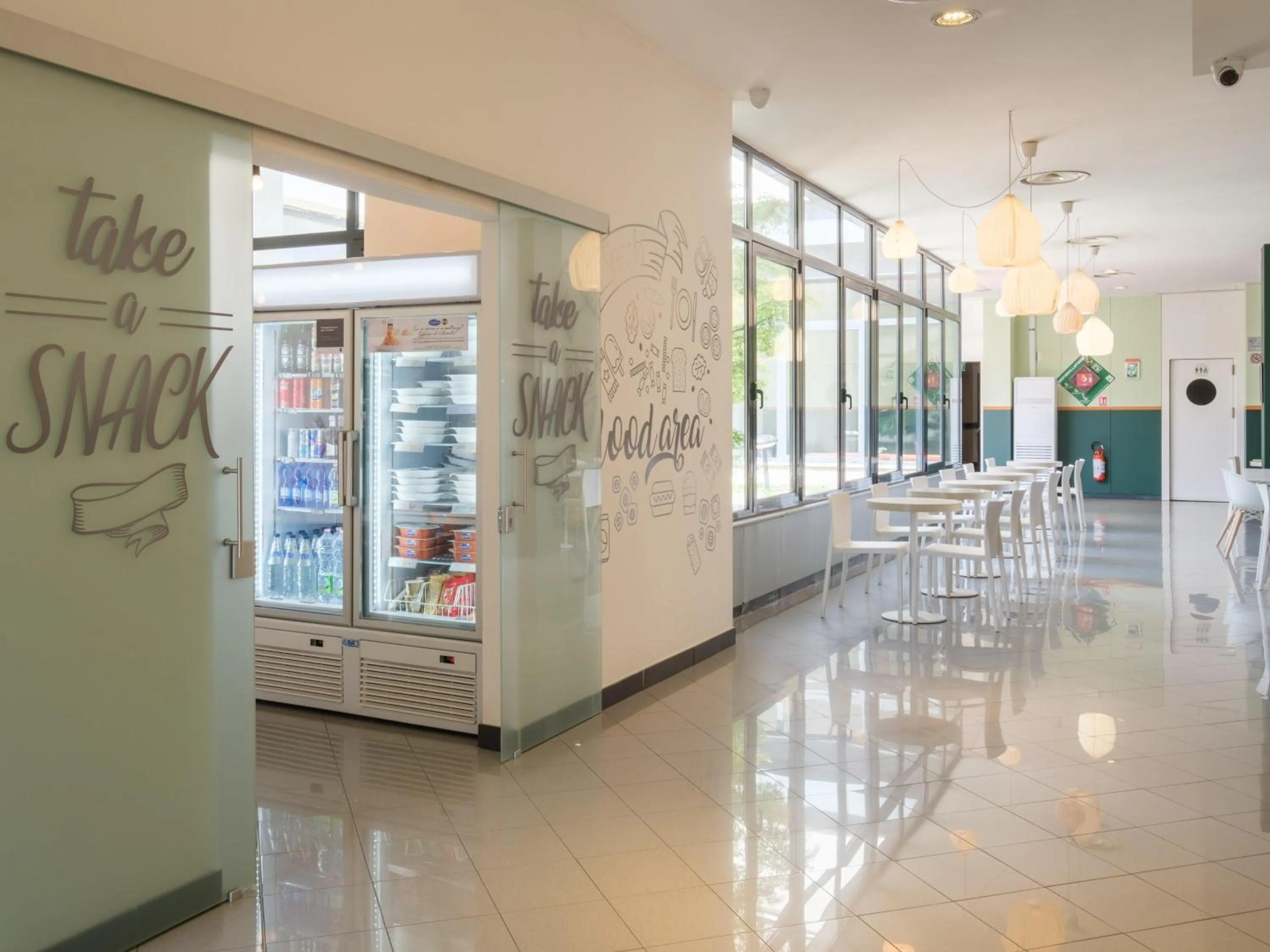 Lobby or reception in B&B Hotel Faenza