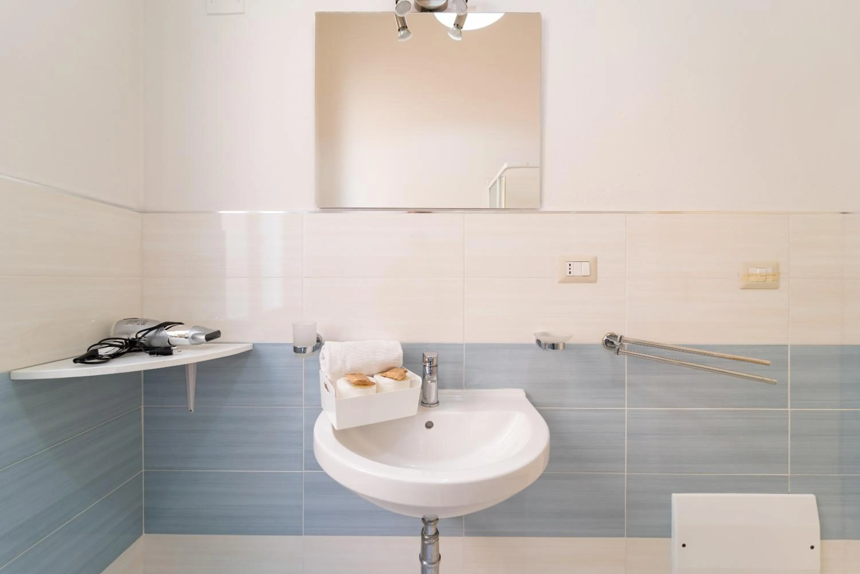 Bathroom in Palau Marco Polo