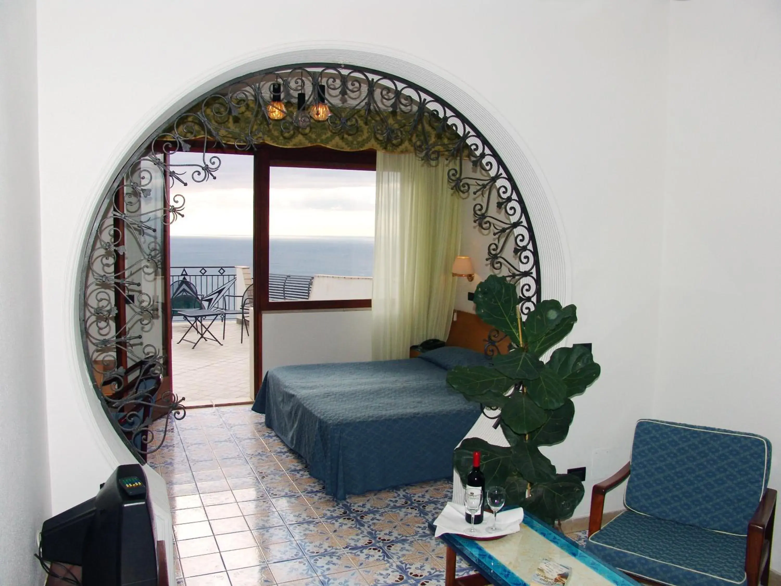 Photo of the whole room, Bed in Hotel Vello d'Oro Photo of the whole room, Bed in Hotel Vello d'Oro