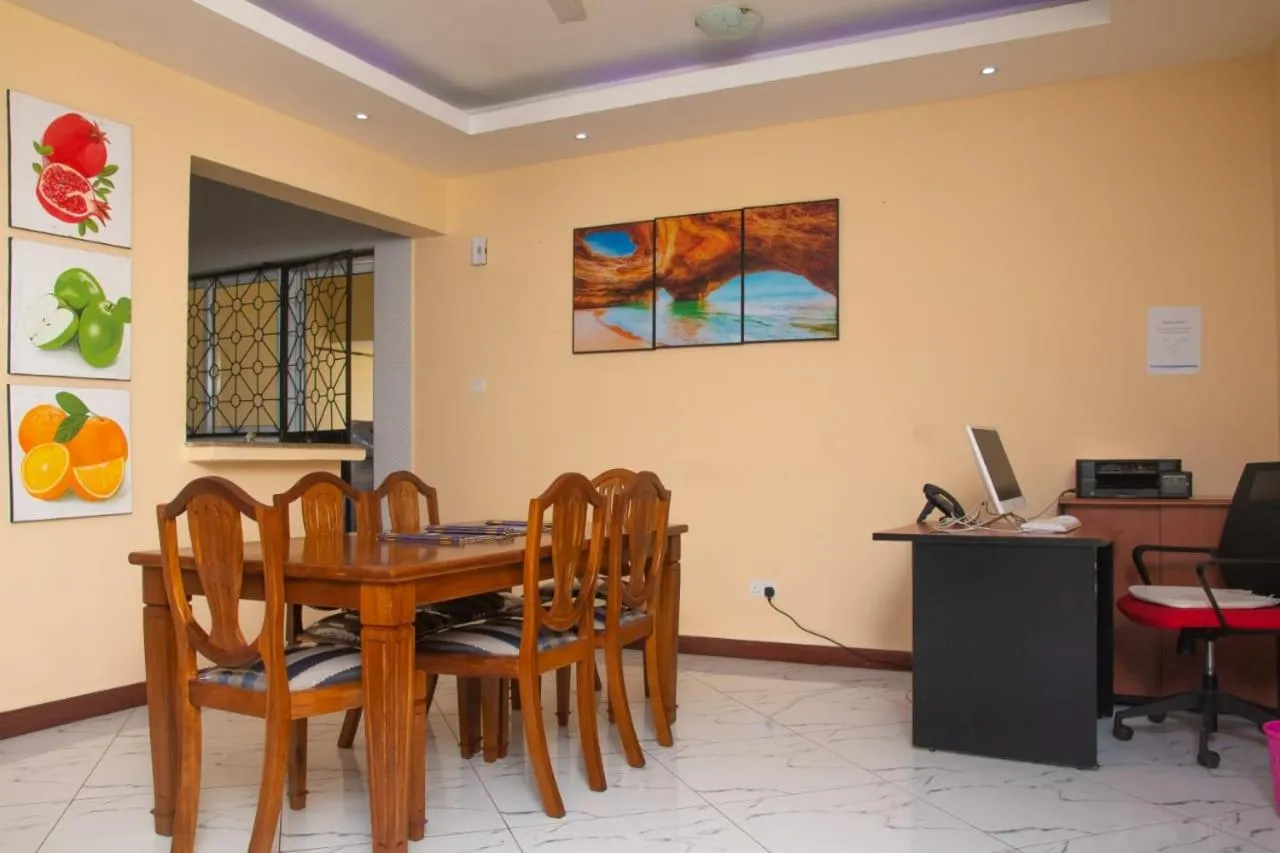 Dining area in Lux Suites Le Royal Apartments Nyali
