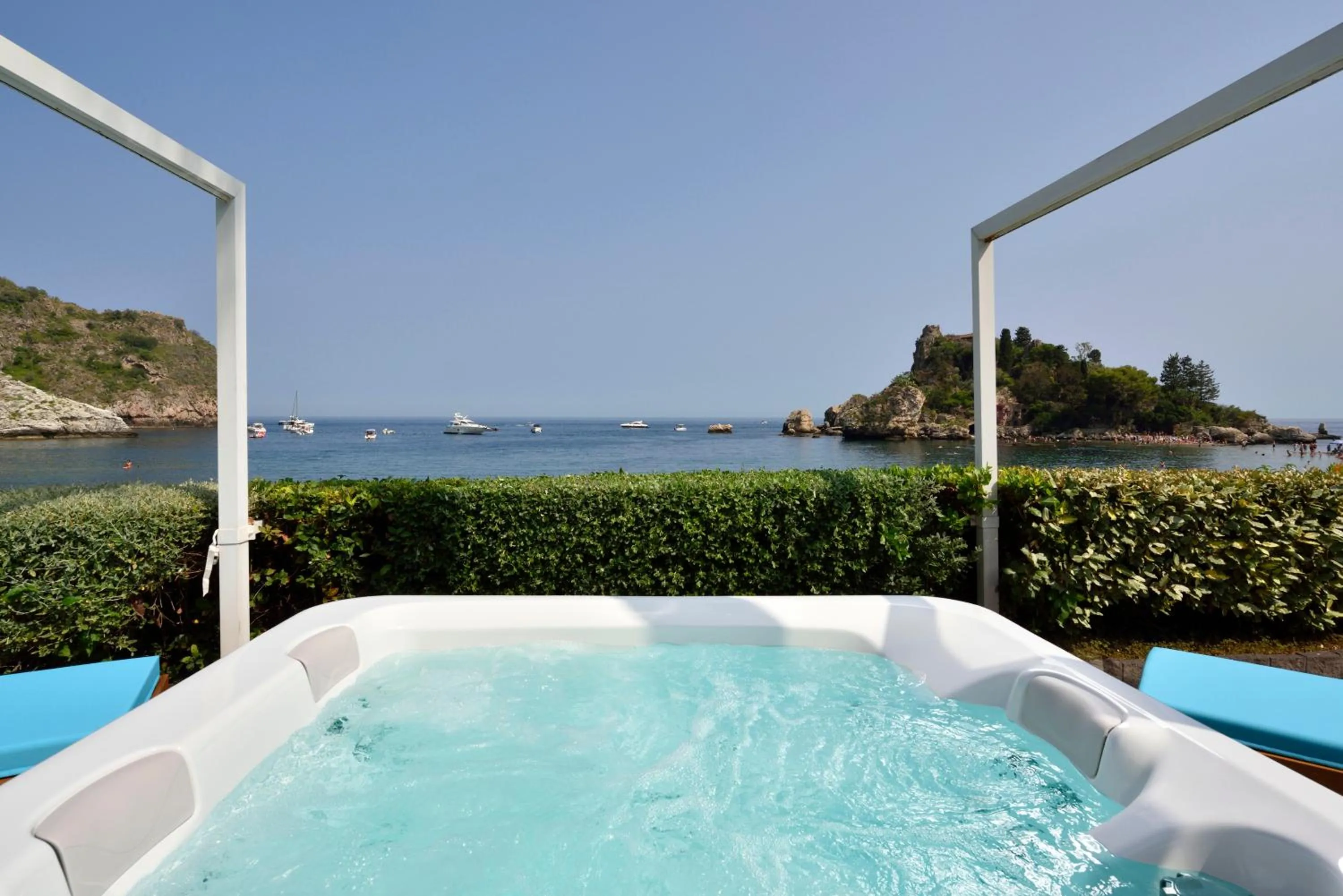 Hot Tub in La Plage Resort