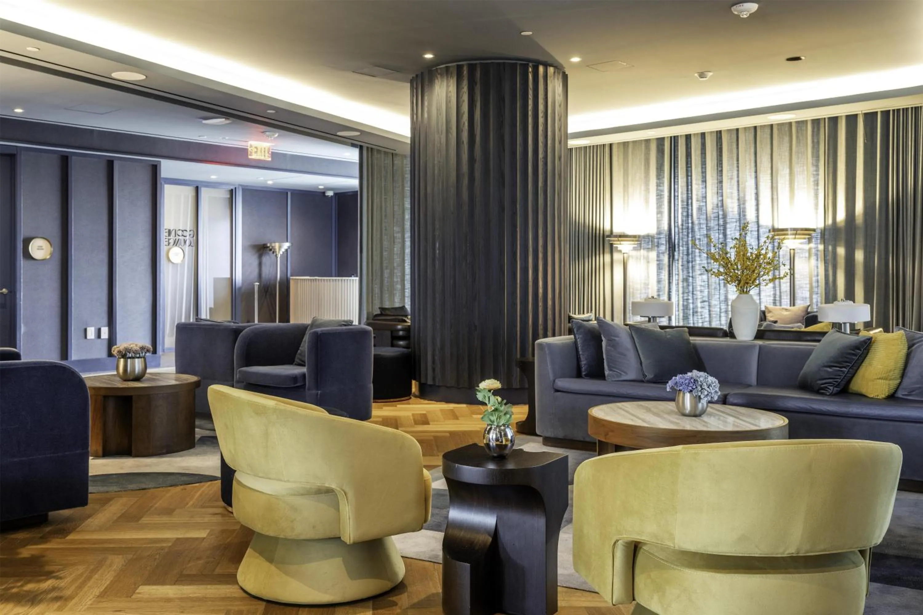 Lounge or bar in The Morrow Washington Dc, Curio Collection By Hilton