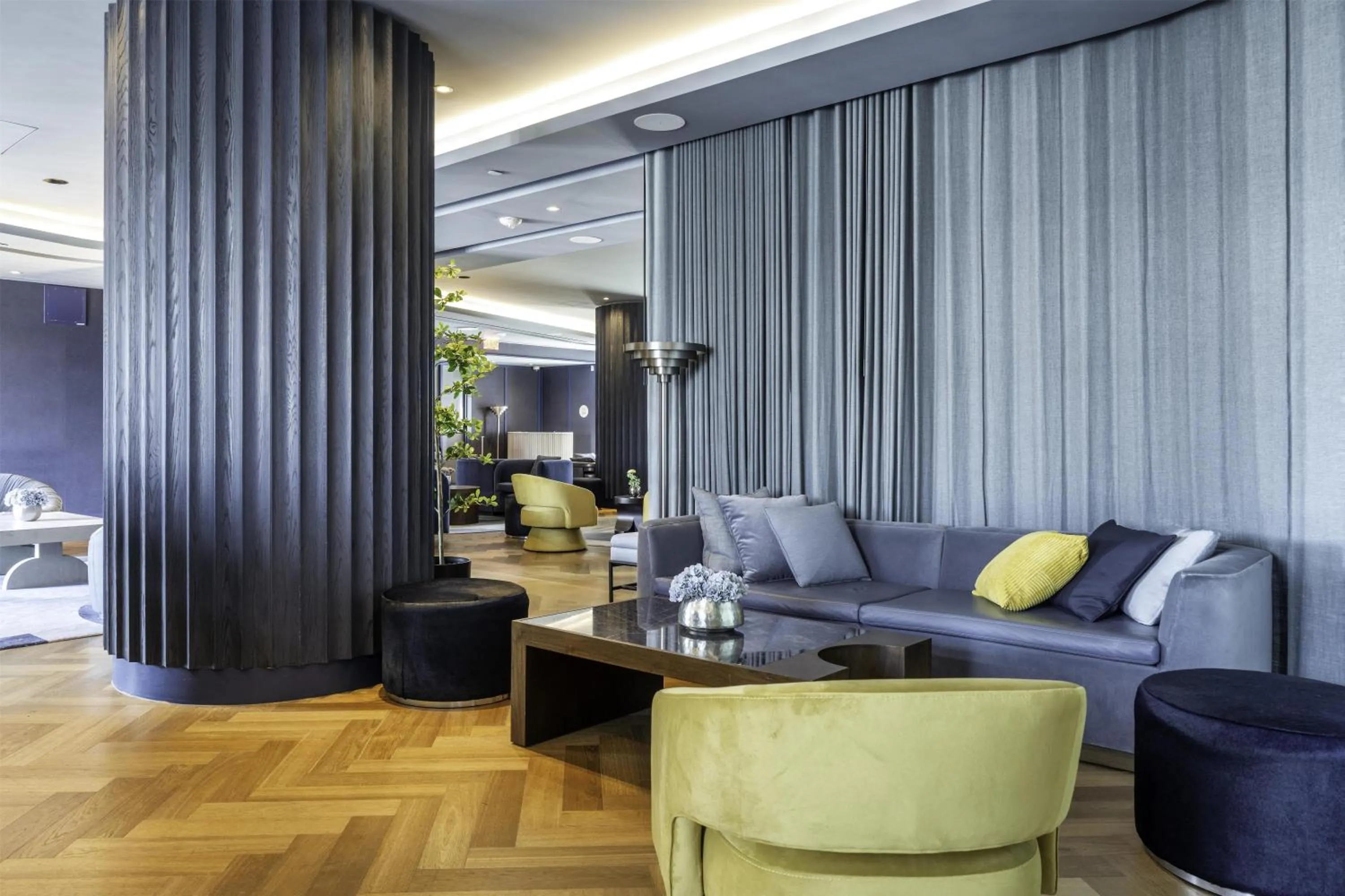 Lounge or bar in The Morrow Washington Dc, Curio Collection By Hilton