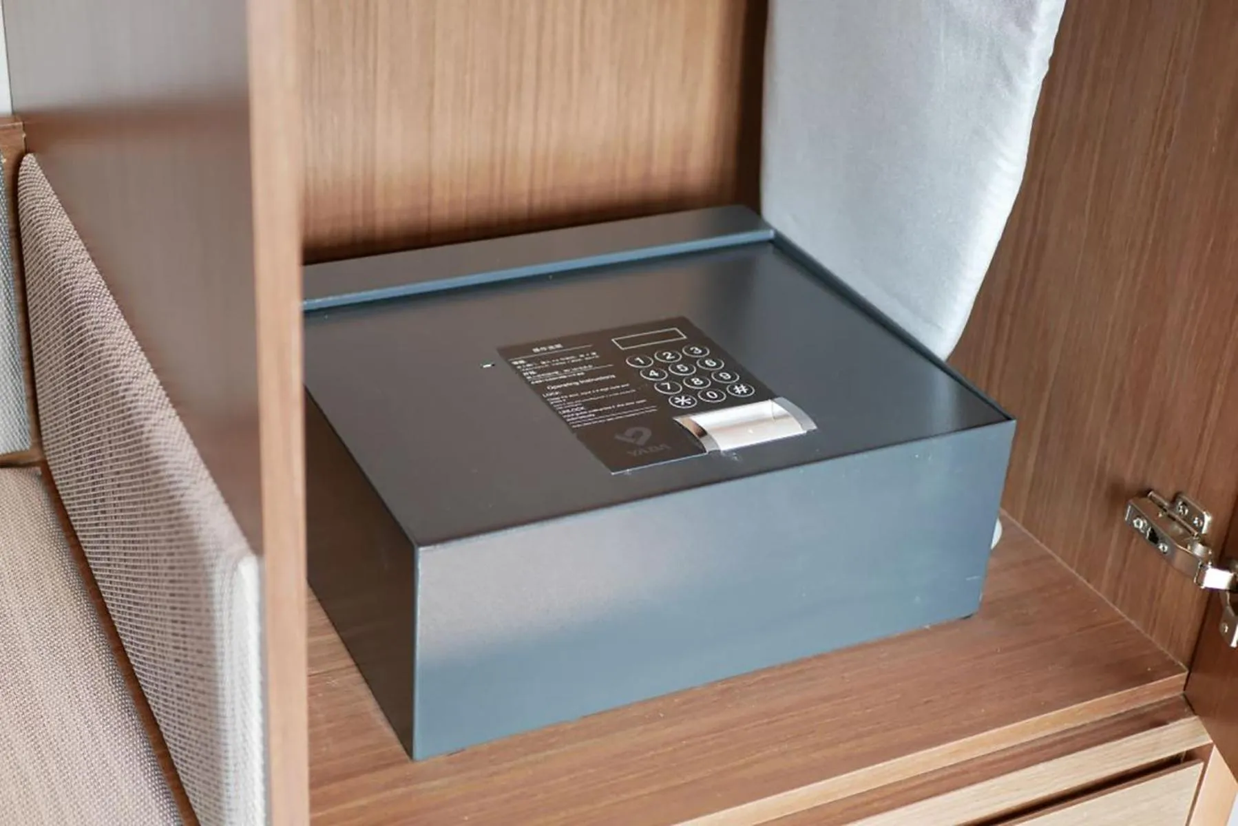 safe in Hilton Garden Inn Lhasa