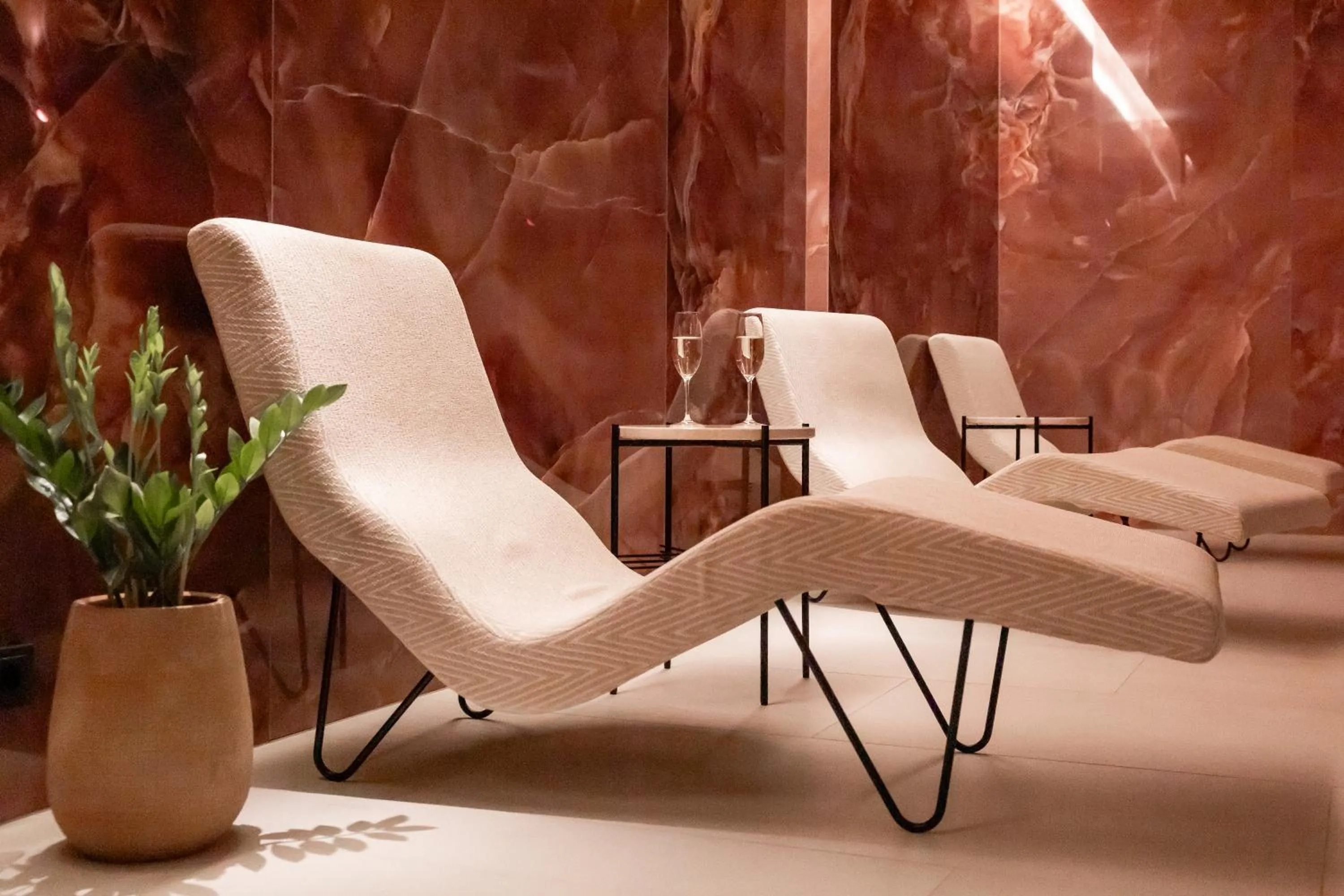 Spa and wellness centre/facilities in Iceland Parliament Hotel, Curio Collection By Hilton