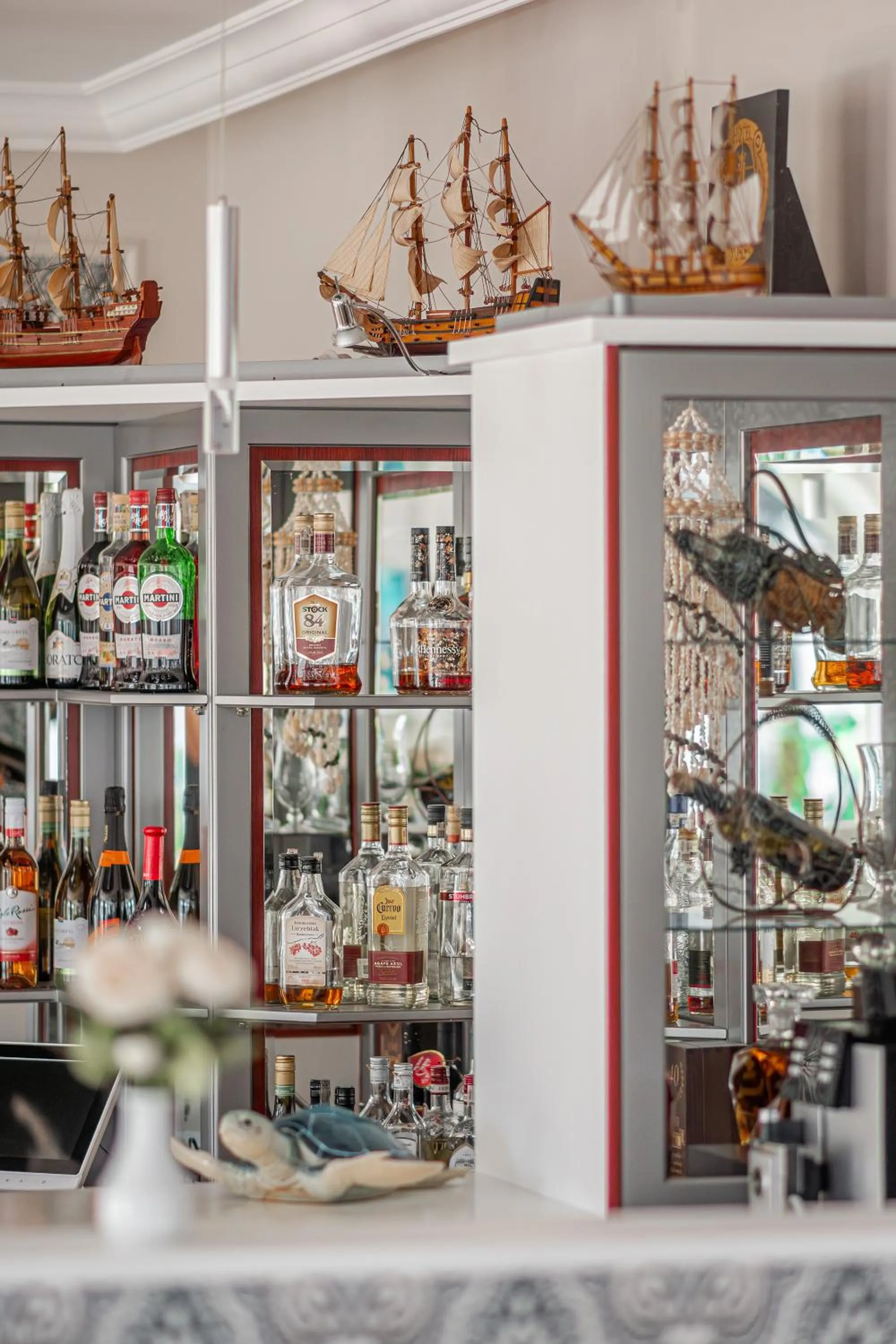 Restaurant/places to eat in Moris Boutique Beach Hotel