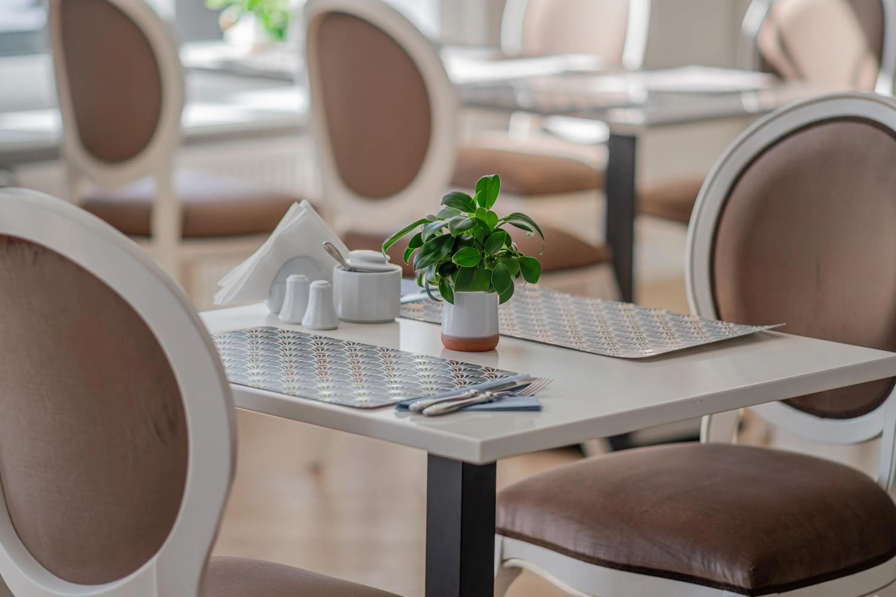 Restaurant/places to eat in Moris Boutique Beach Hotel