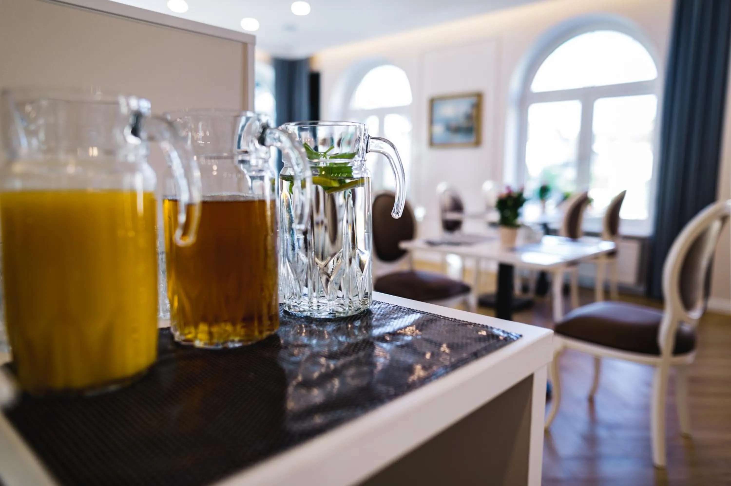 Restaurant/places to eat in Moris Boutique Beach Hotel