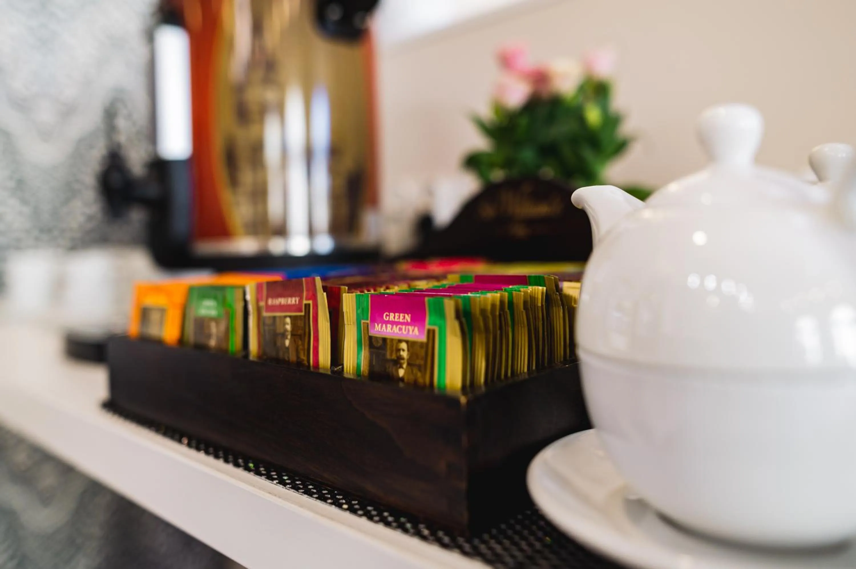 Coffee/tea facilities in Moris Boutique Beach Hotel