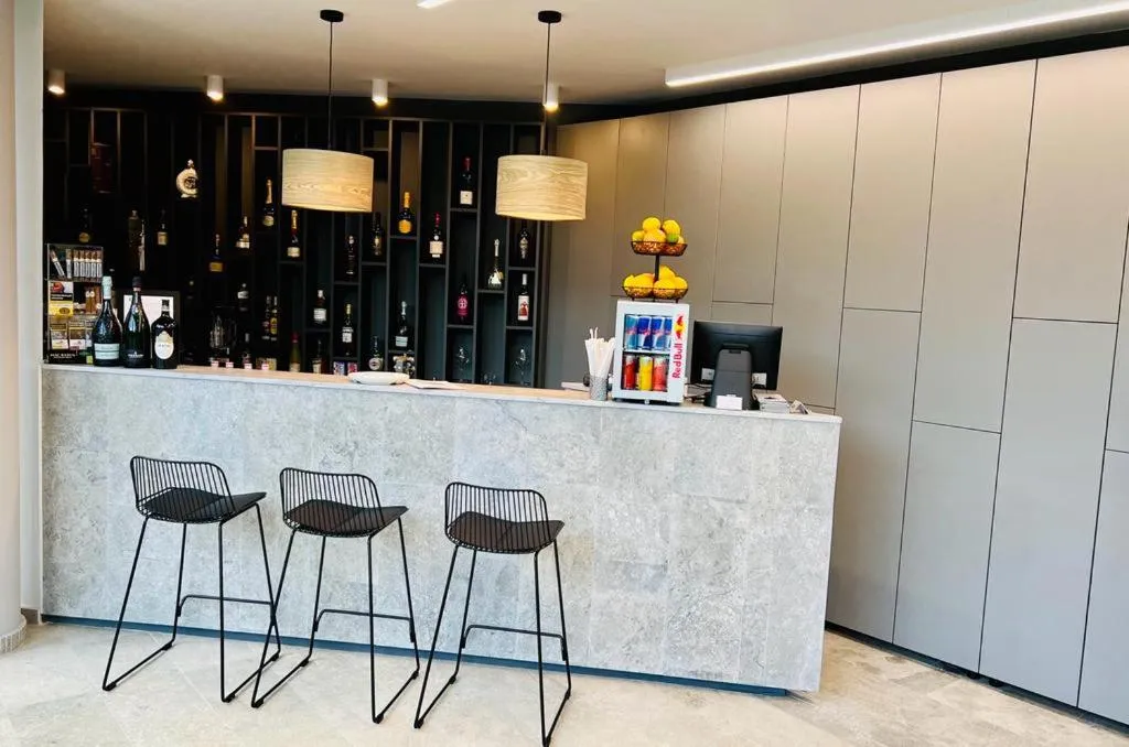 Restaurant/places to eat in WERK Hotel & SPA