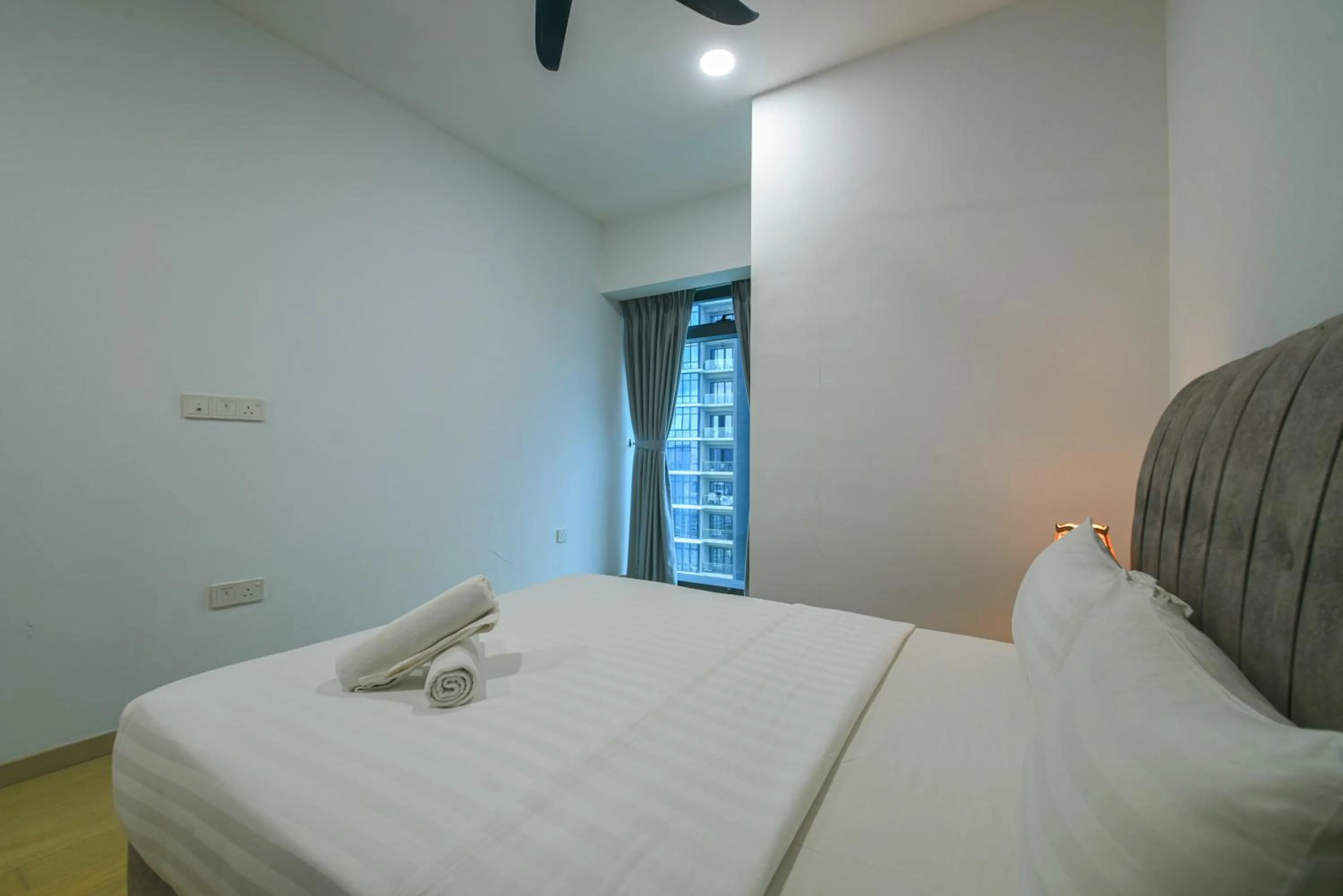 Bed in Eaton Residence KLCC