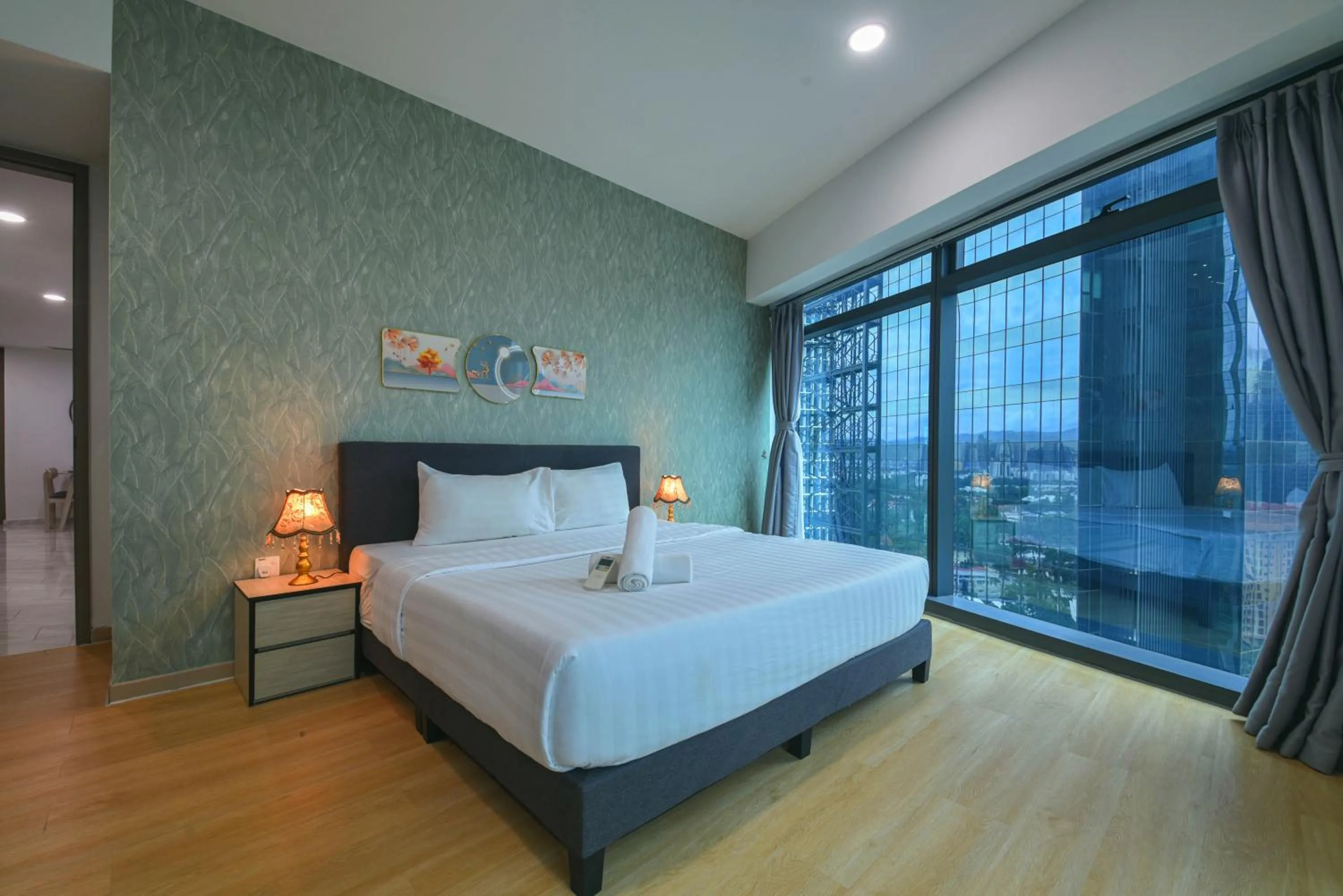 Bed in Eaton Residence KLCC