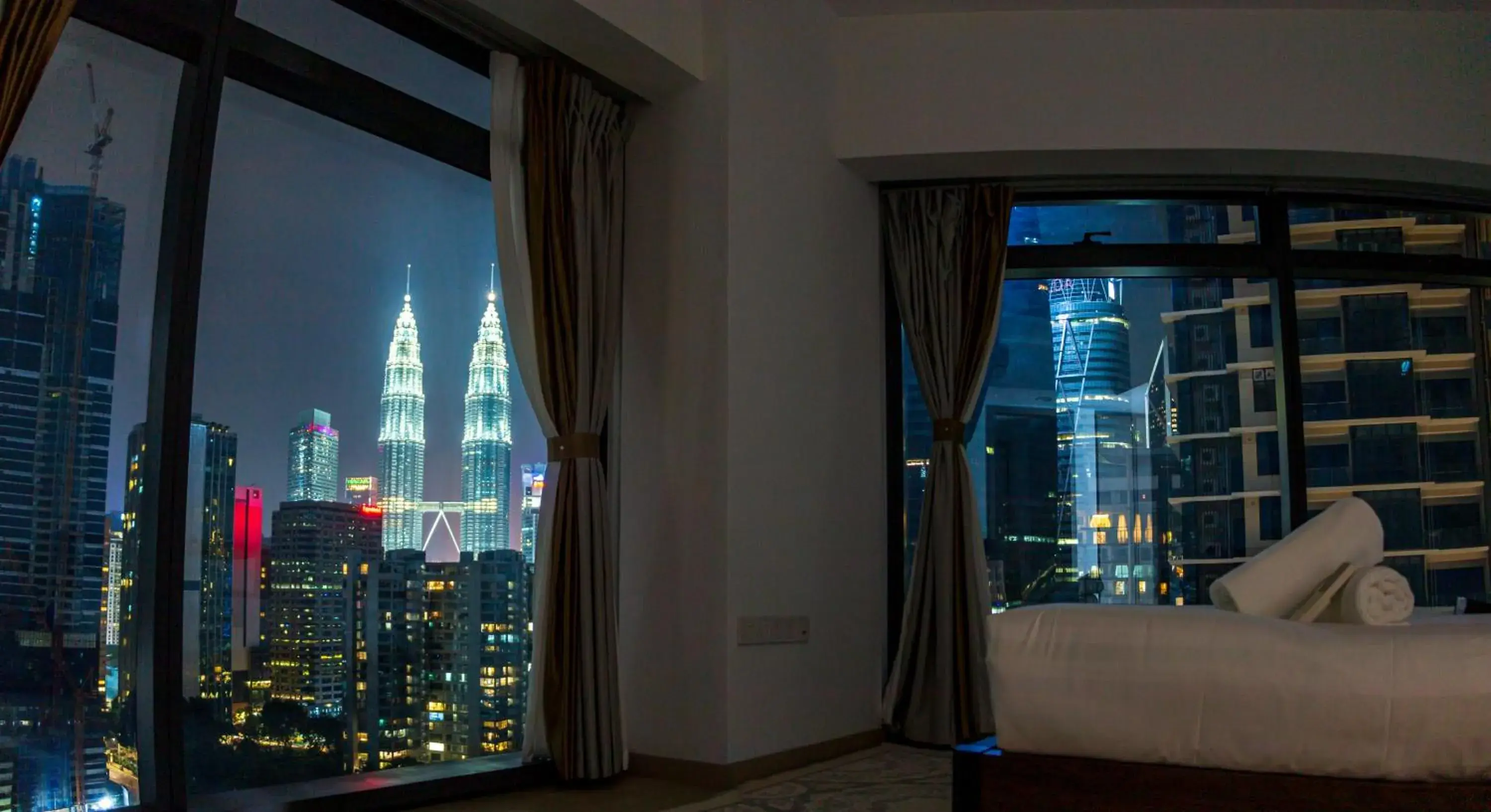 Superior Apartment in Eaton Residence KLCC Superior Apartment in Eaton Residence KLCC