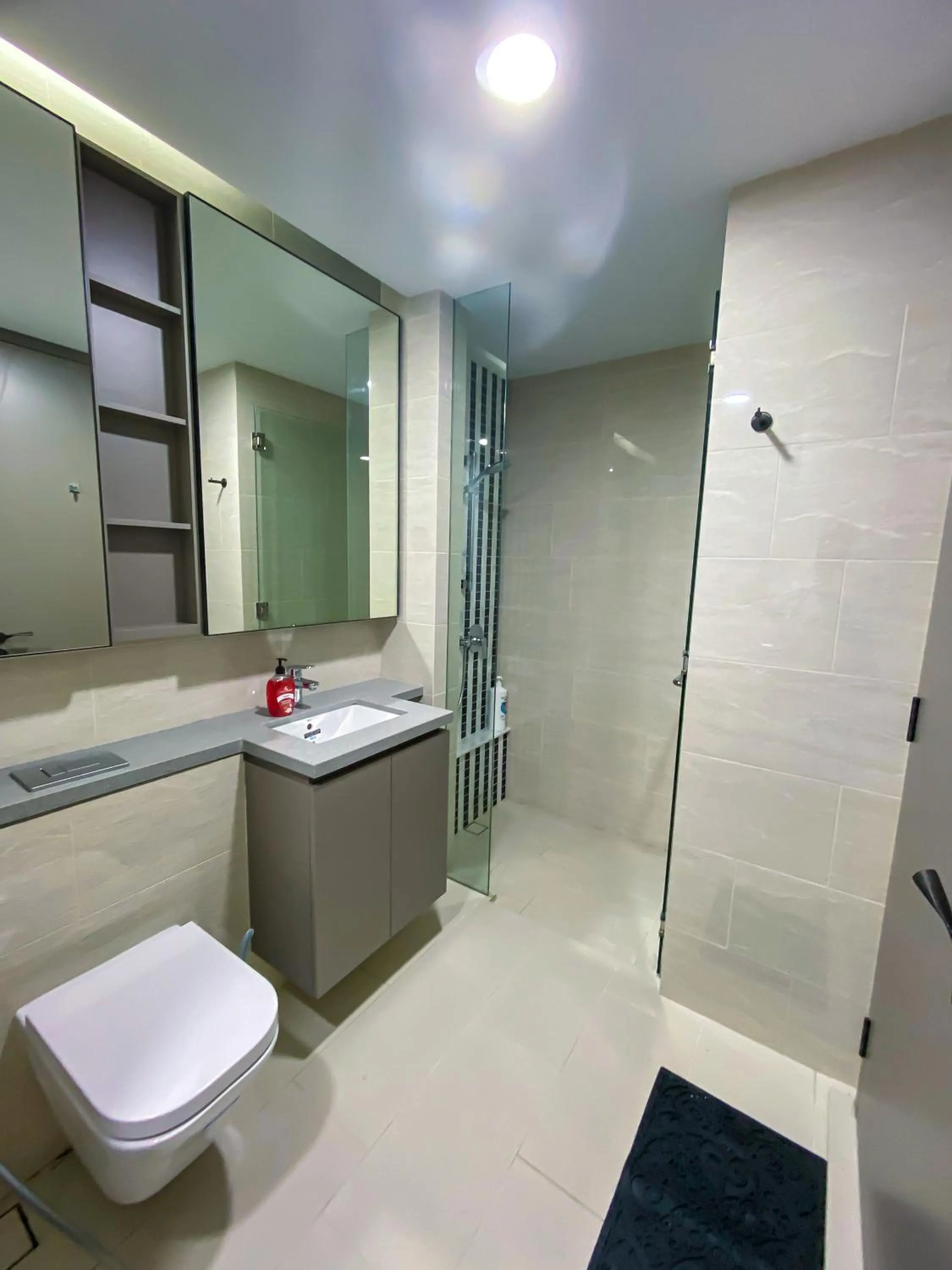 Toilet in Eaton Residence KLCC