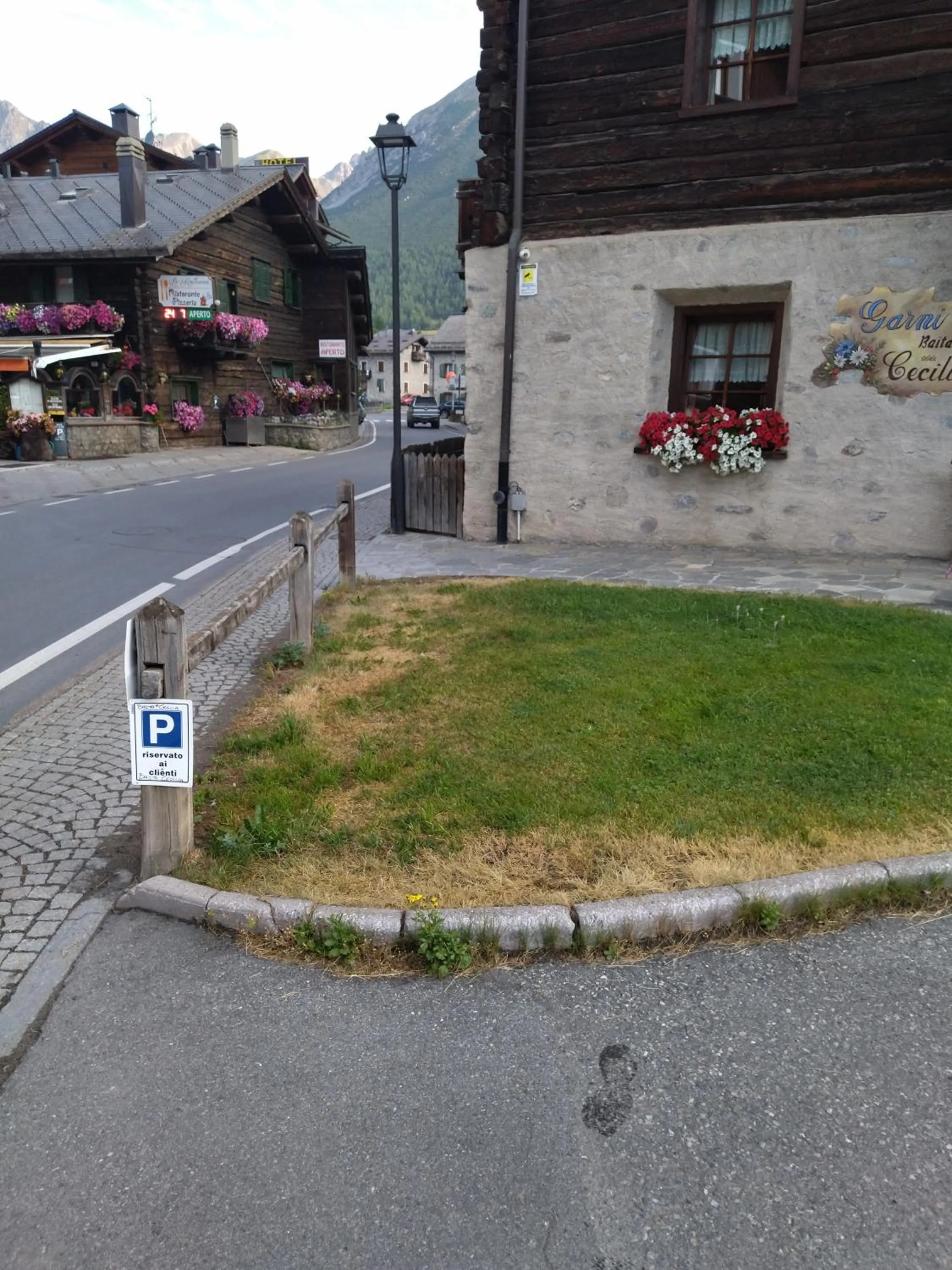 Property building in Garni Baita Cecilia