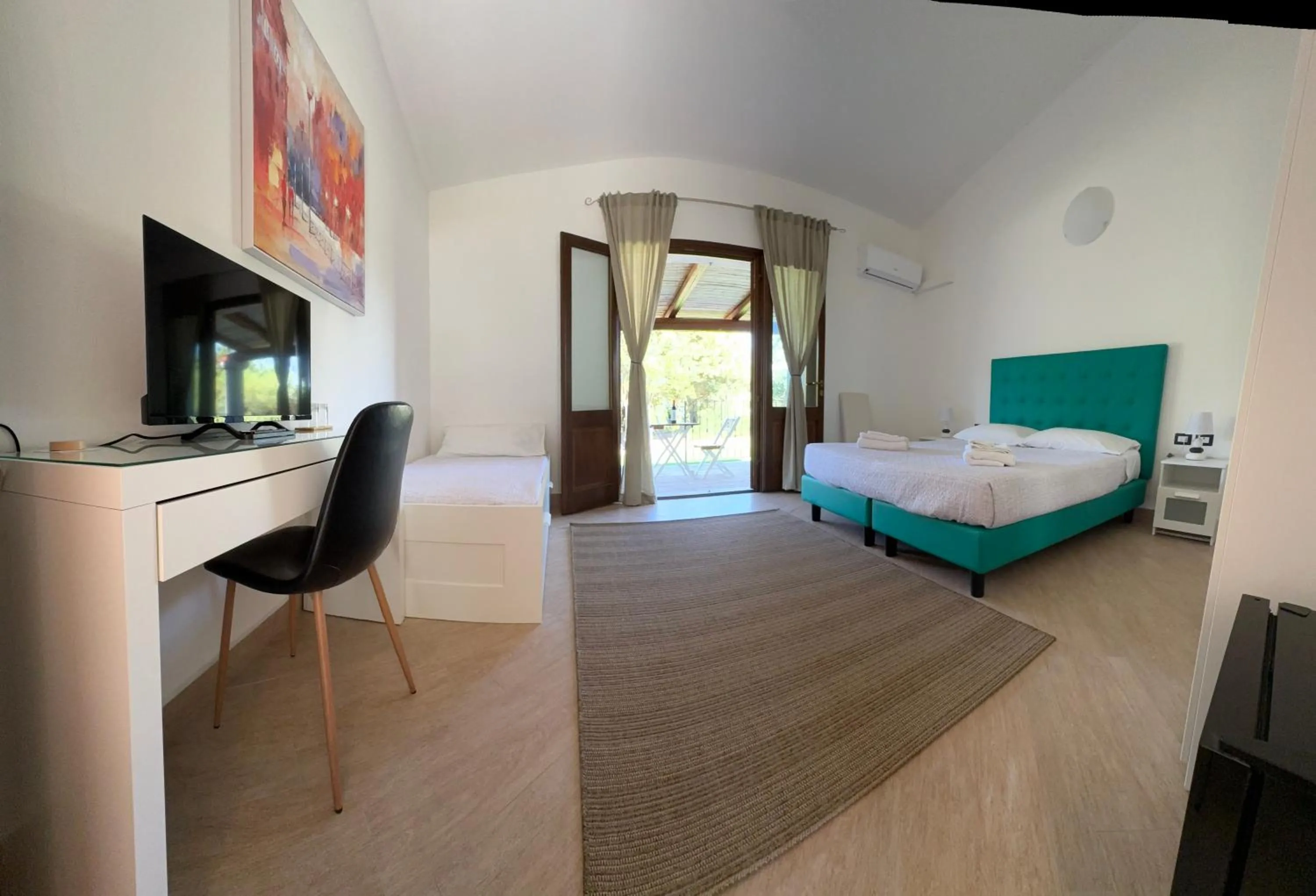 Photo of the whole room, Bed in Lugh'e Luna Village