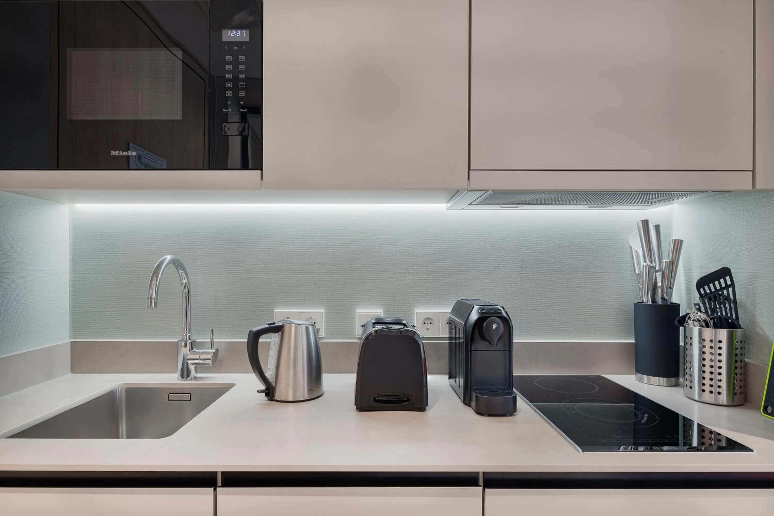 Coffee/tea facilities in Elisapart - Apartments am Sommerschloss