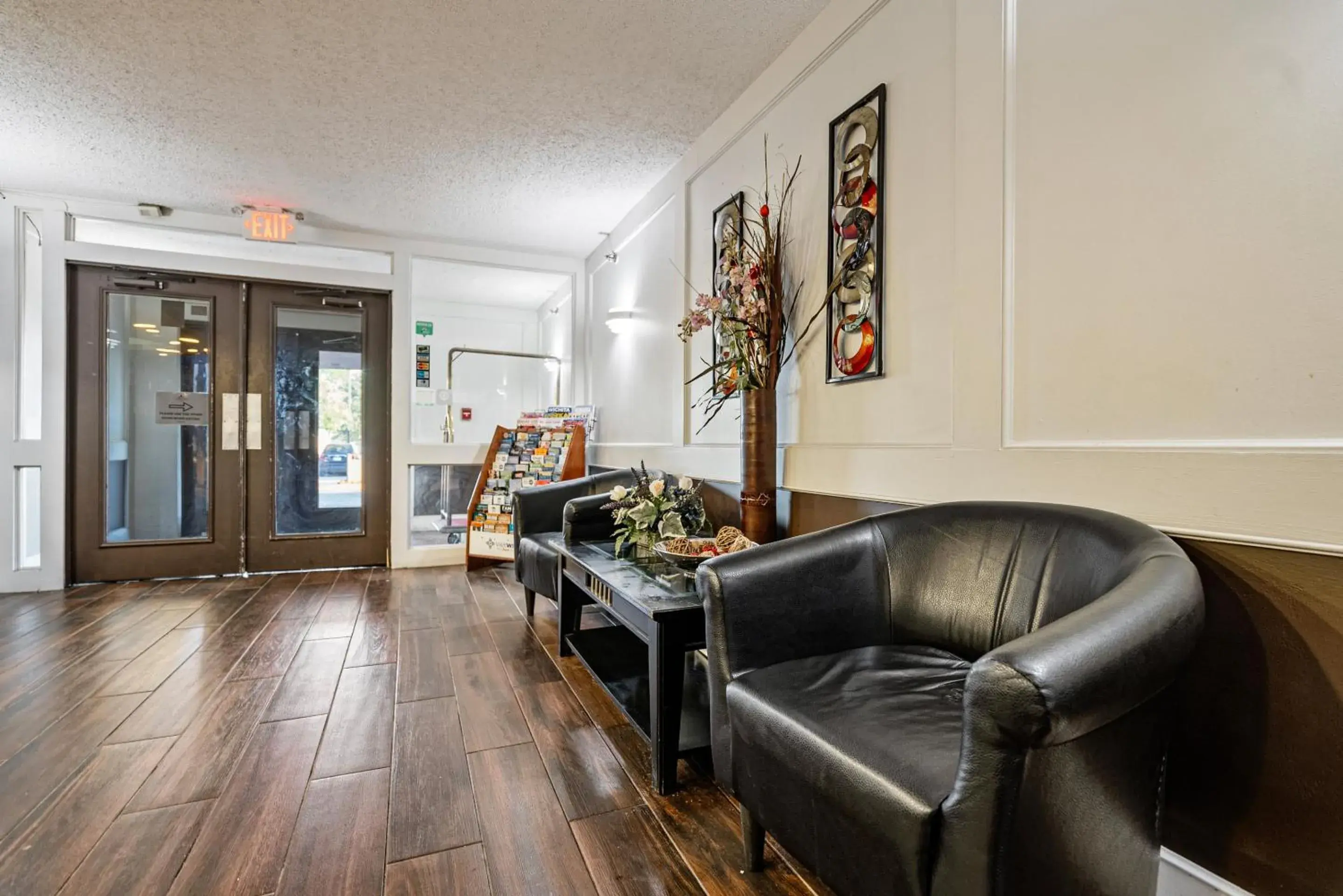 Lobby or reception in Coratel Suites Lobby or reception in Coratel Suites