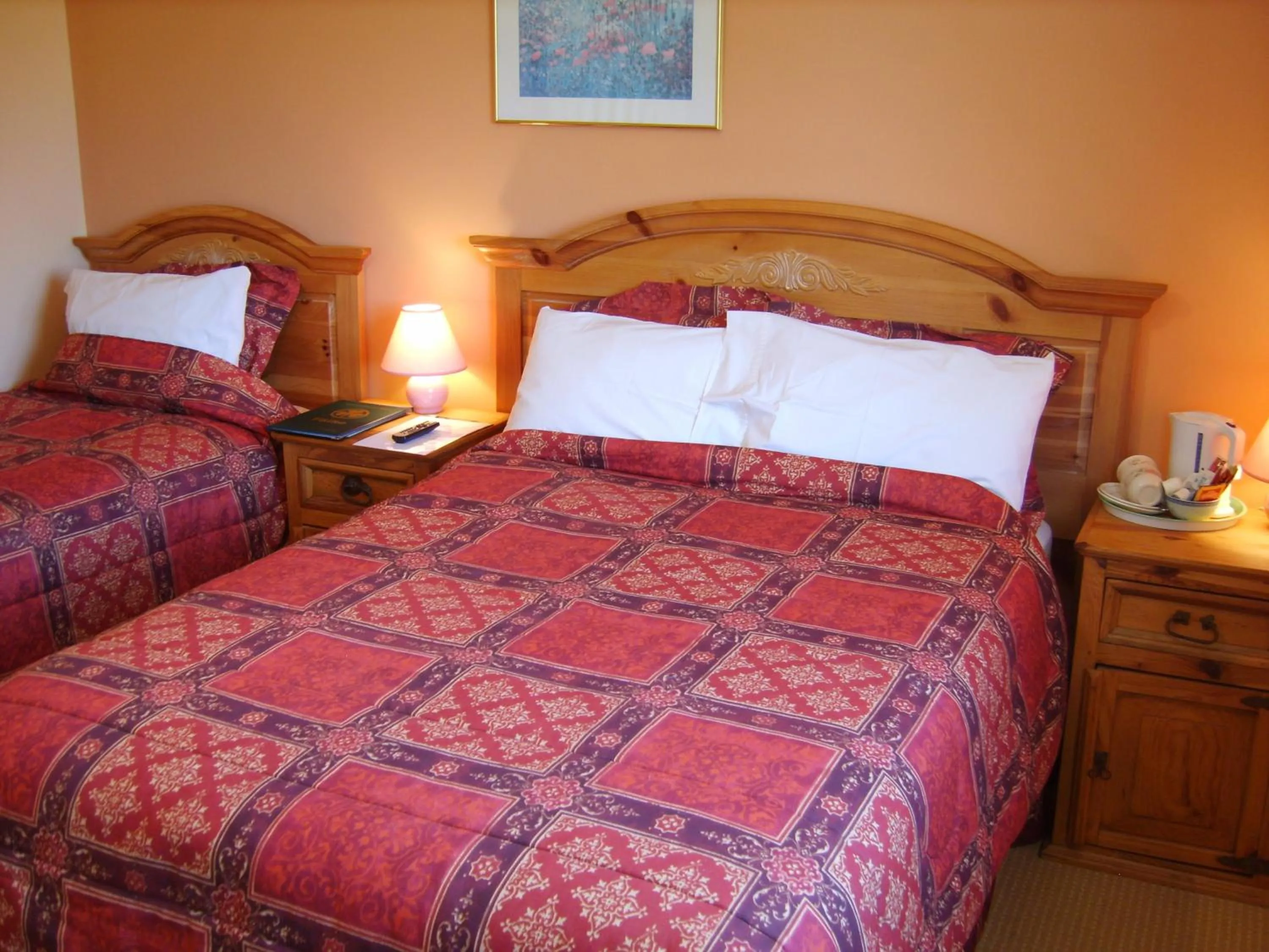 Bed in Lake Avenue House