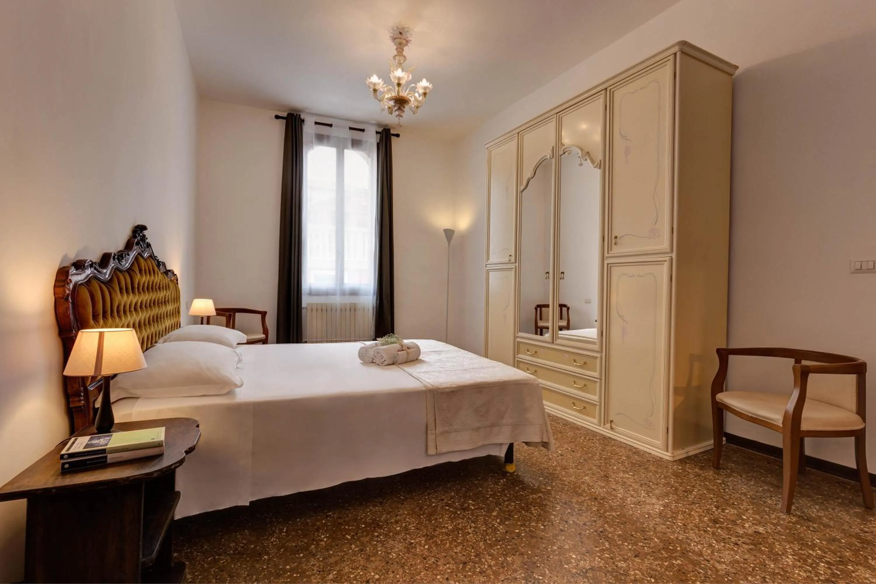 Bedroom in Hotel San Samuele