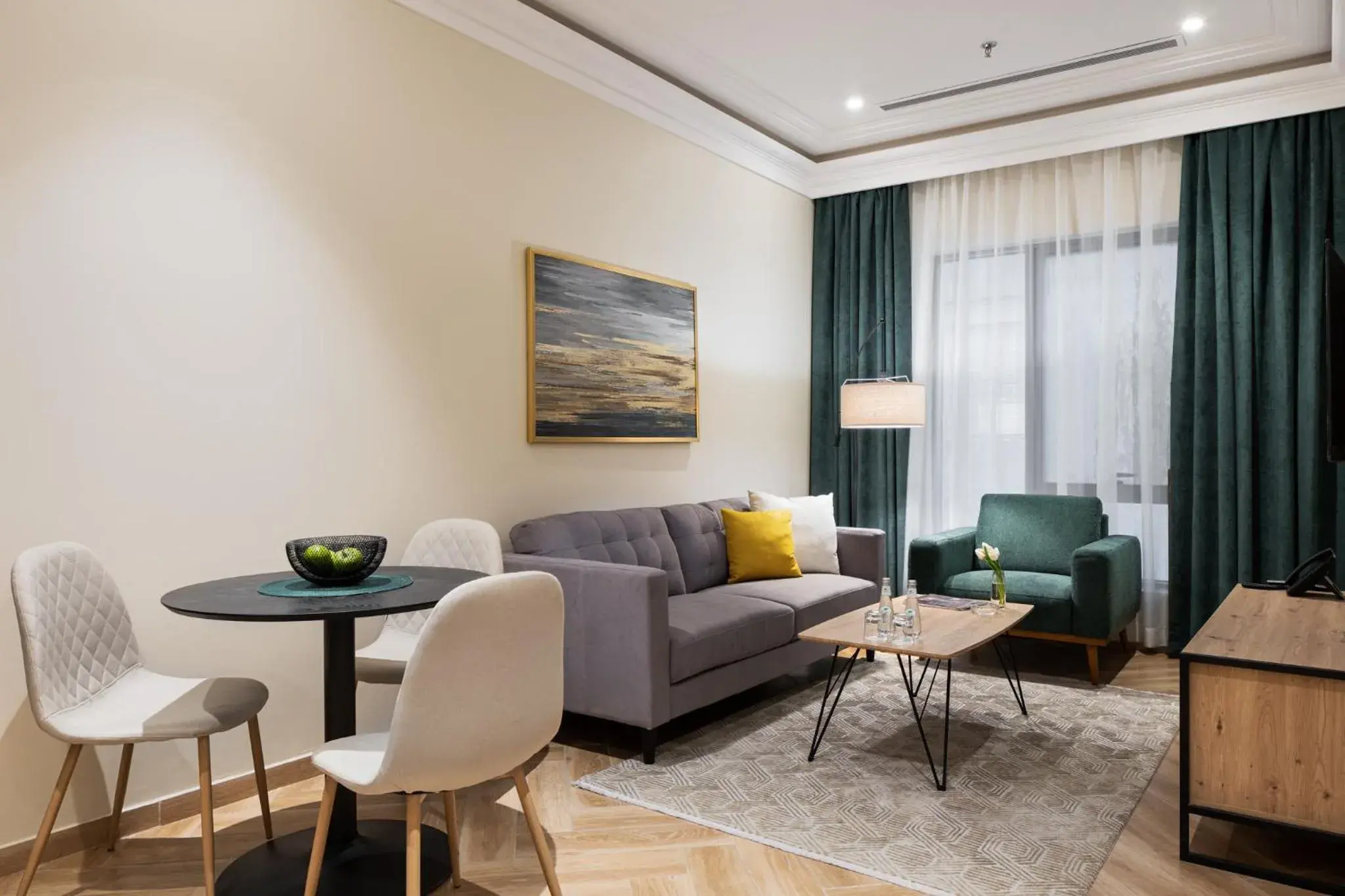 Family Suite in Marlo Hotel - فندق مارلو Family Suite in Marlo Hotel - فندق مارلو