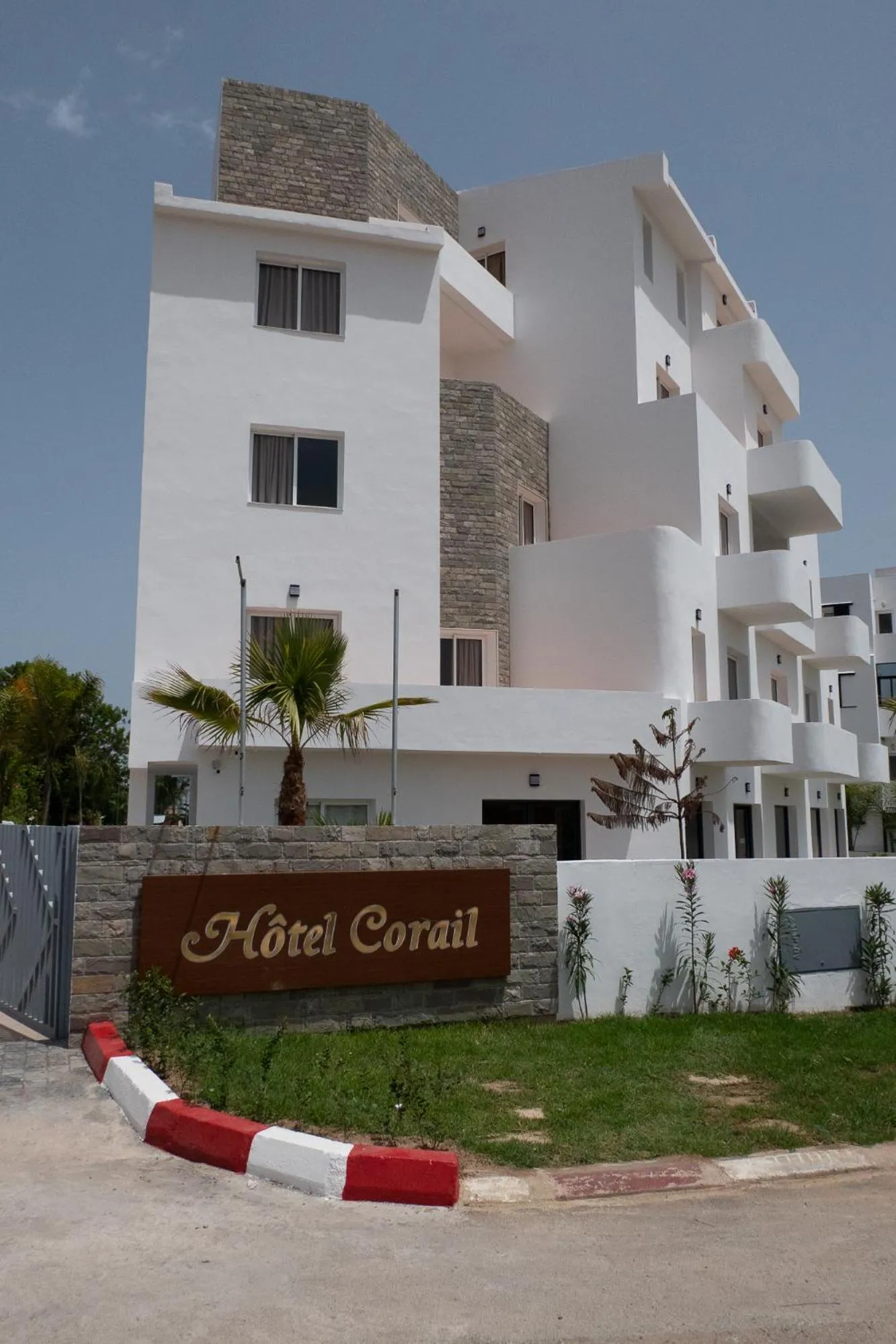 Property building in Hôtel Corail de Cabo