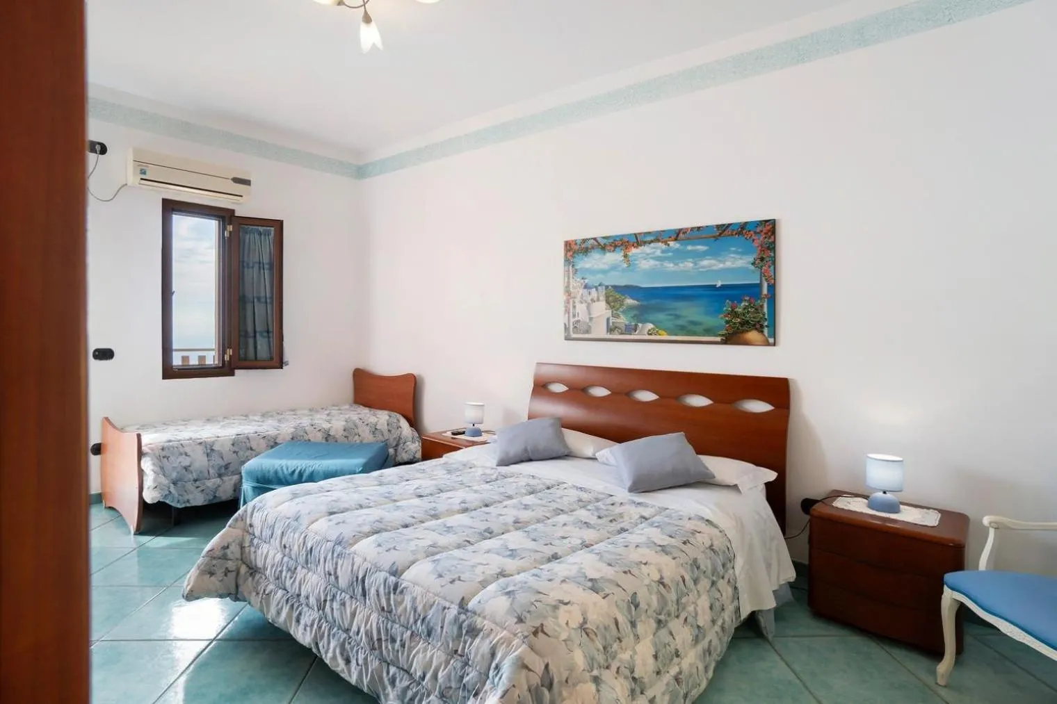 Photo of the whole room, Bed in Da Clotilde