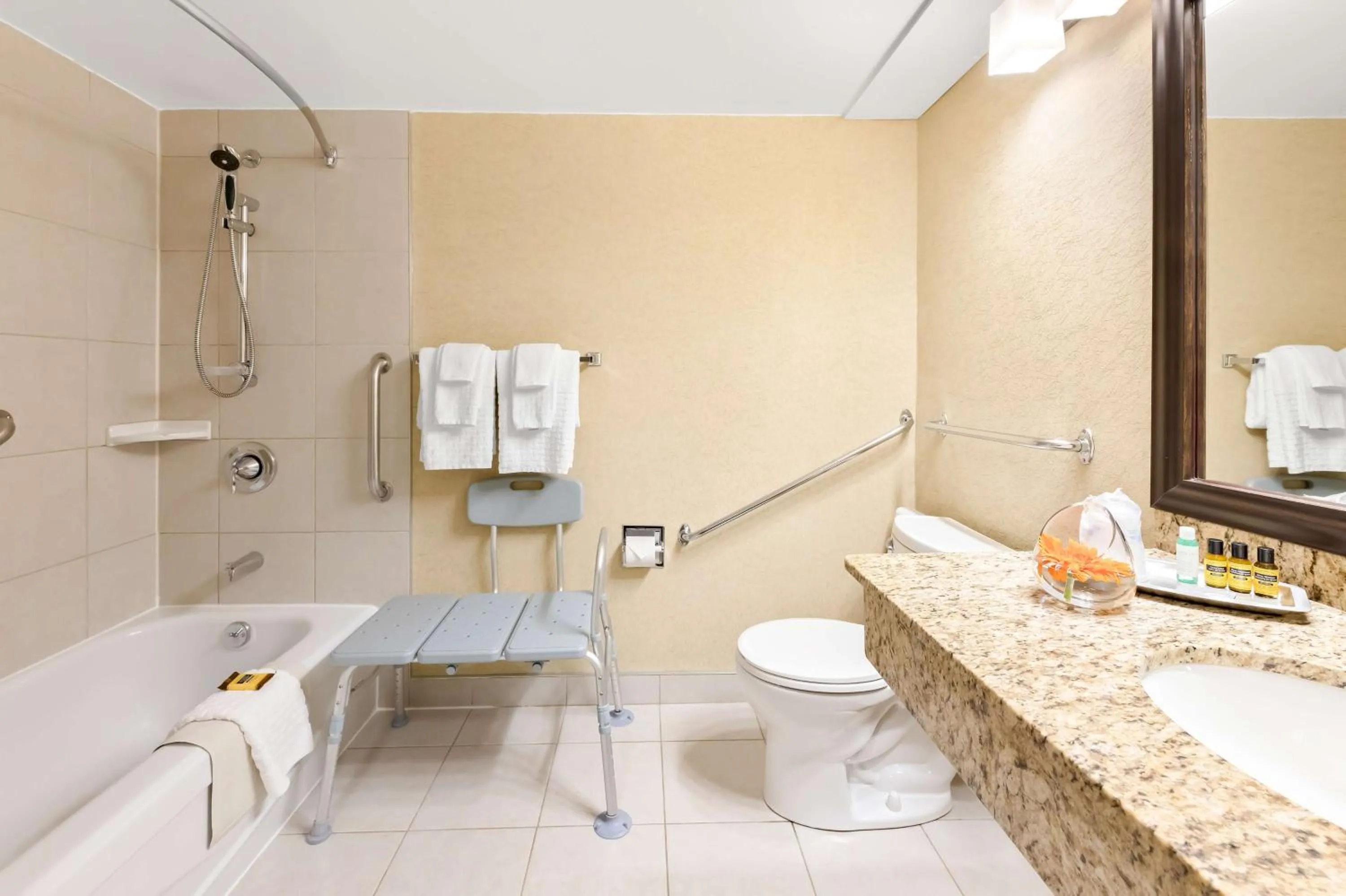 Bathroom in Best Western Plus NorWester Hotel & Conference Centre