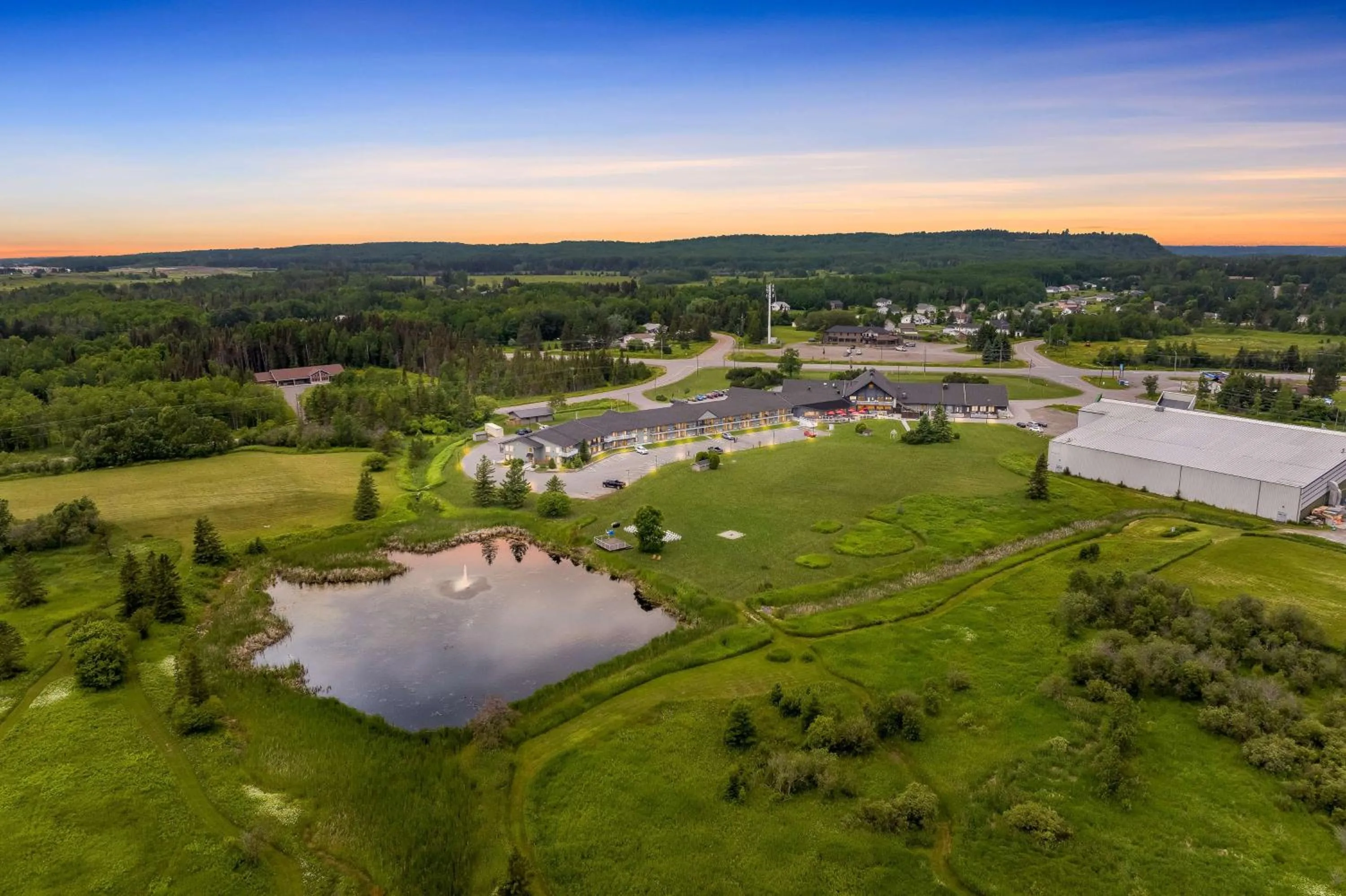 Property building in Best Western Plus NorWester Hotel & Conference Centre